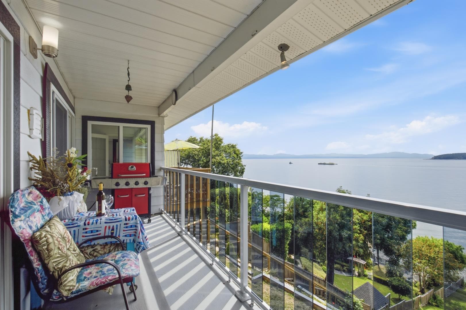 5223 Sunshine Coast Highway, Sechelt