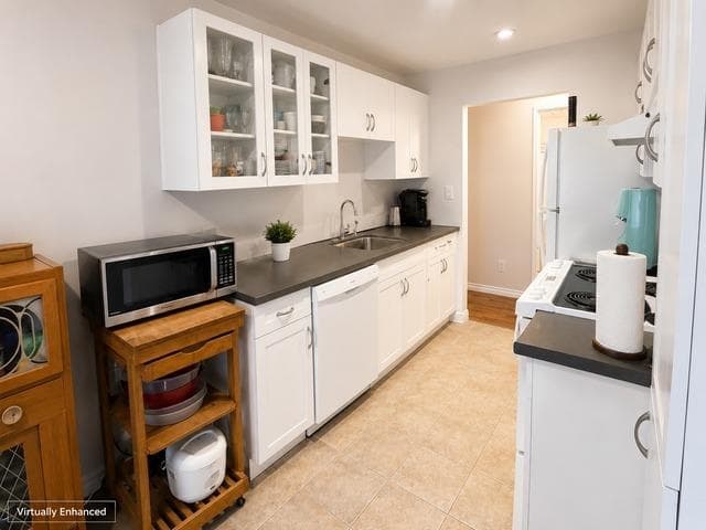 36 - 882 Premier Street, North Vancouver, V7J 2G9 — photo 4