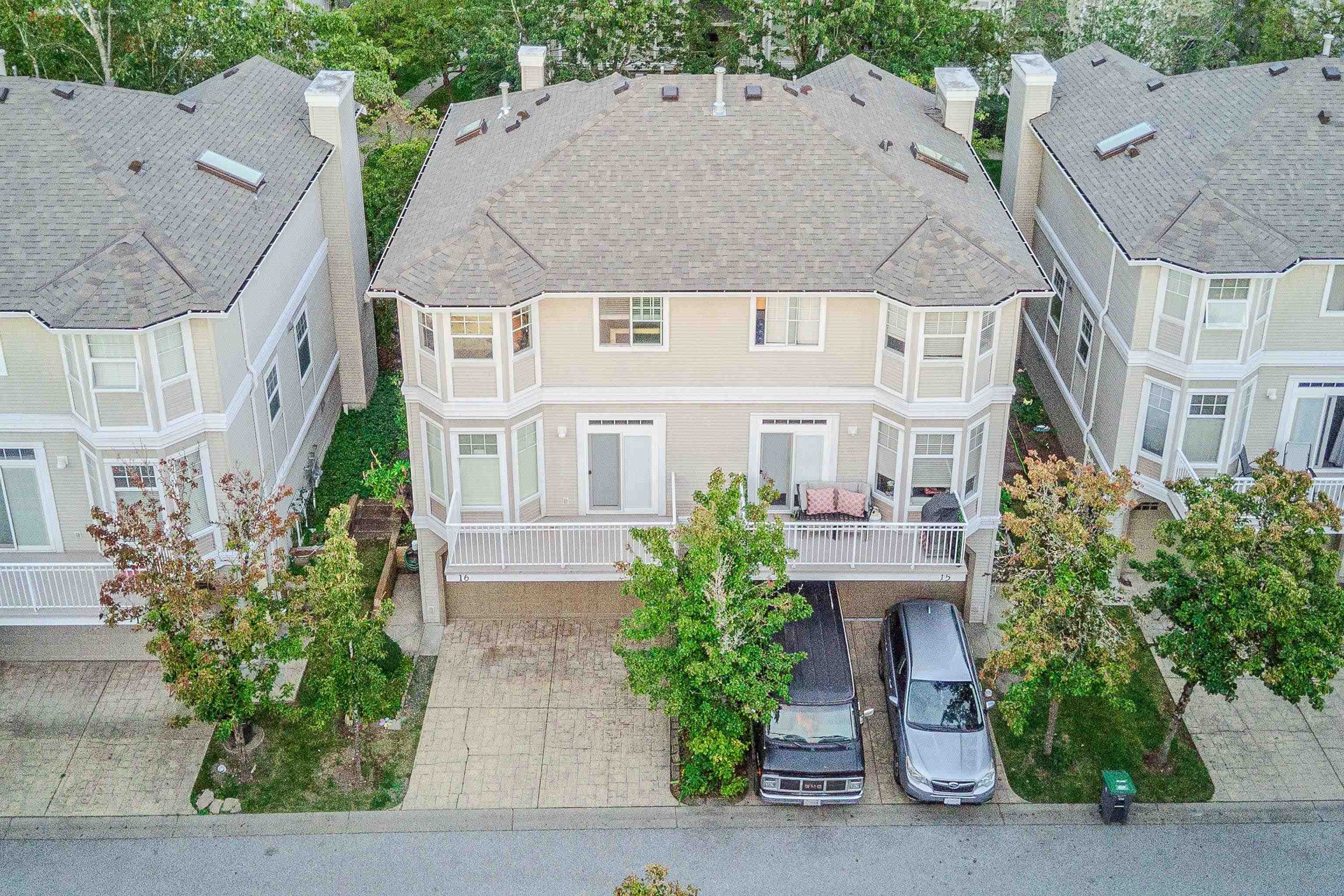 16 - 6518 121 Street, Surrey