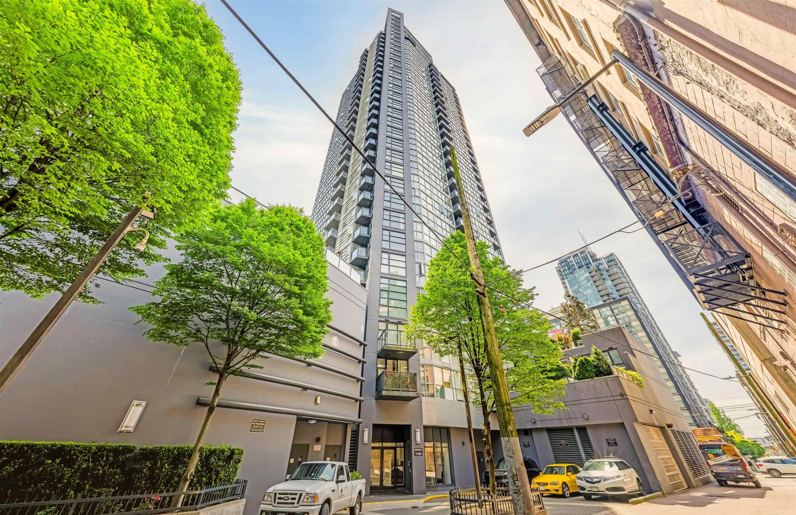 2206 - 1199 Seymour Street, Vancouver, V6B 1K3 — photo 2