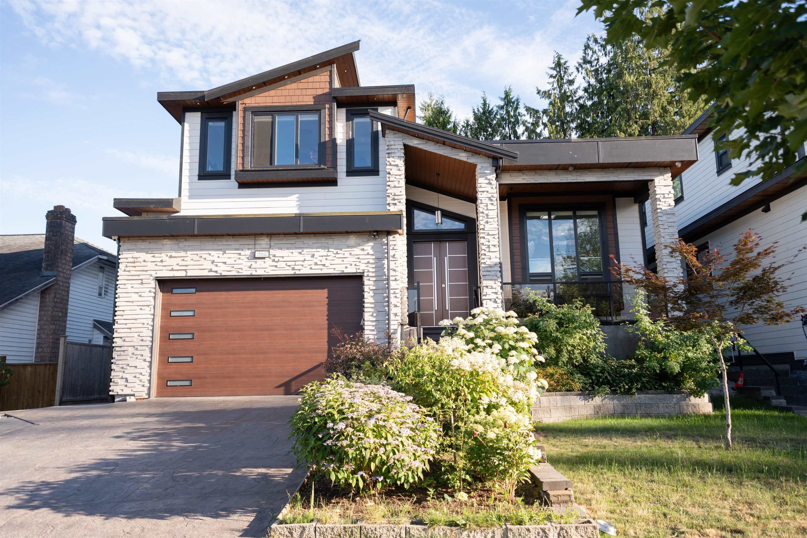 15640 93a Avenue, Surrey, V4N 3B4 — photo 2