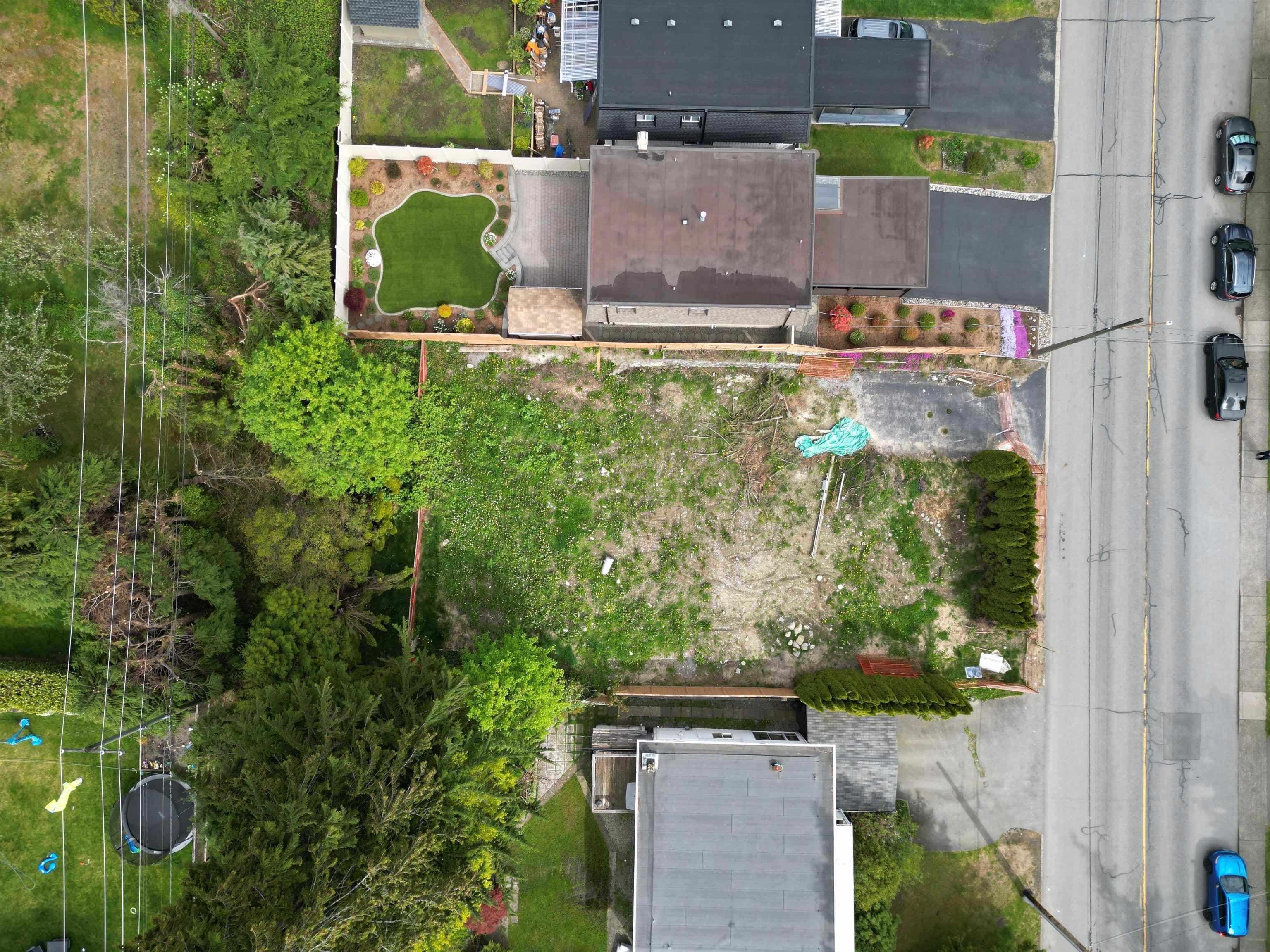 946 Montroyal Boulevard, North Vancouver, V7R 2H1 — photo 3