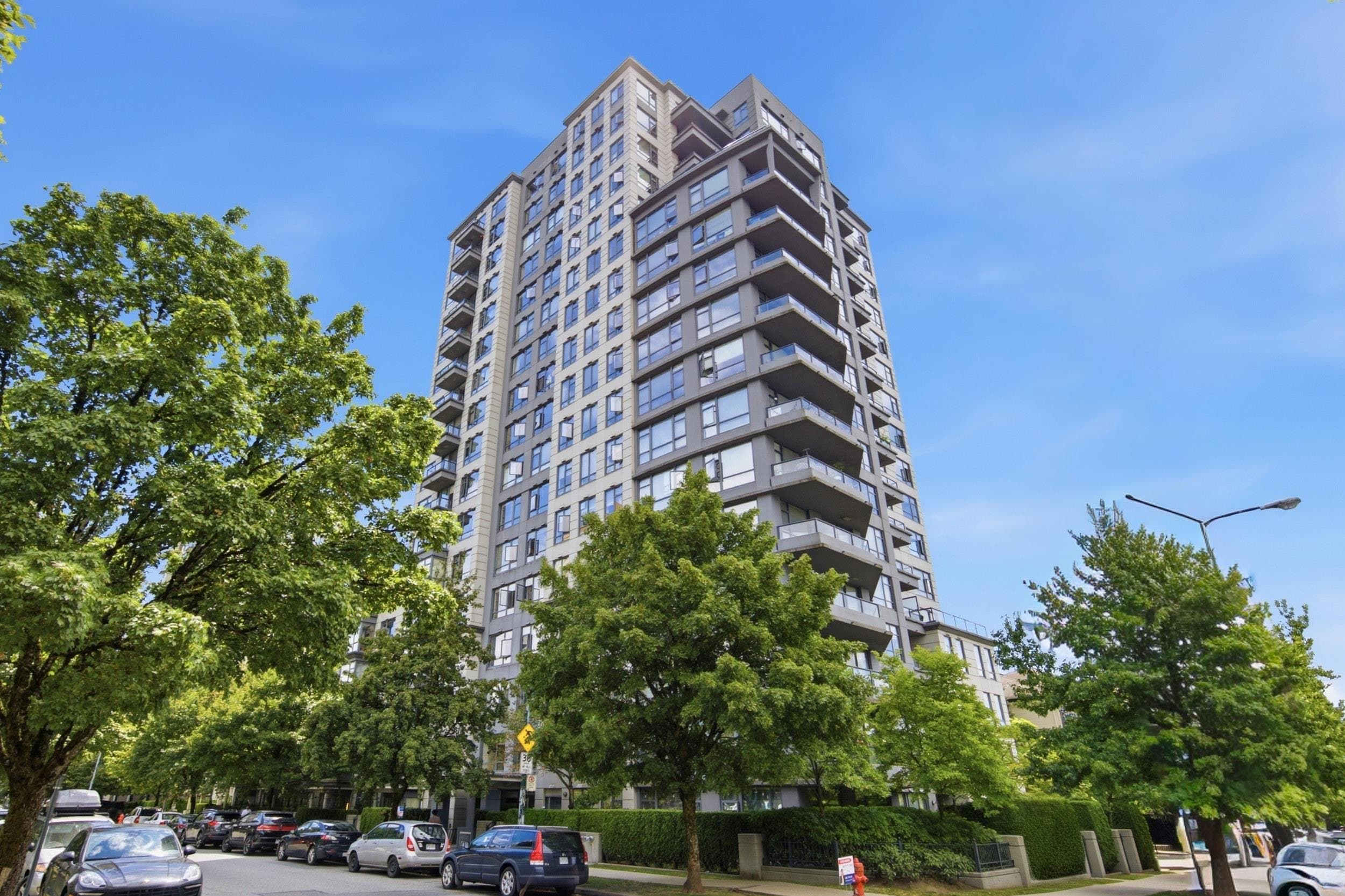 1503 - 3520 Crowley Drive, Vancouver, V5R 6G9 — photo 2