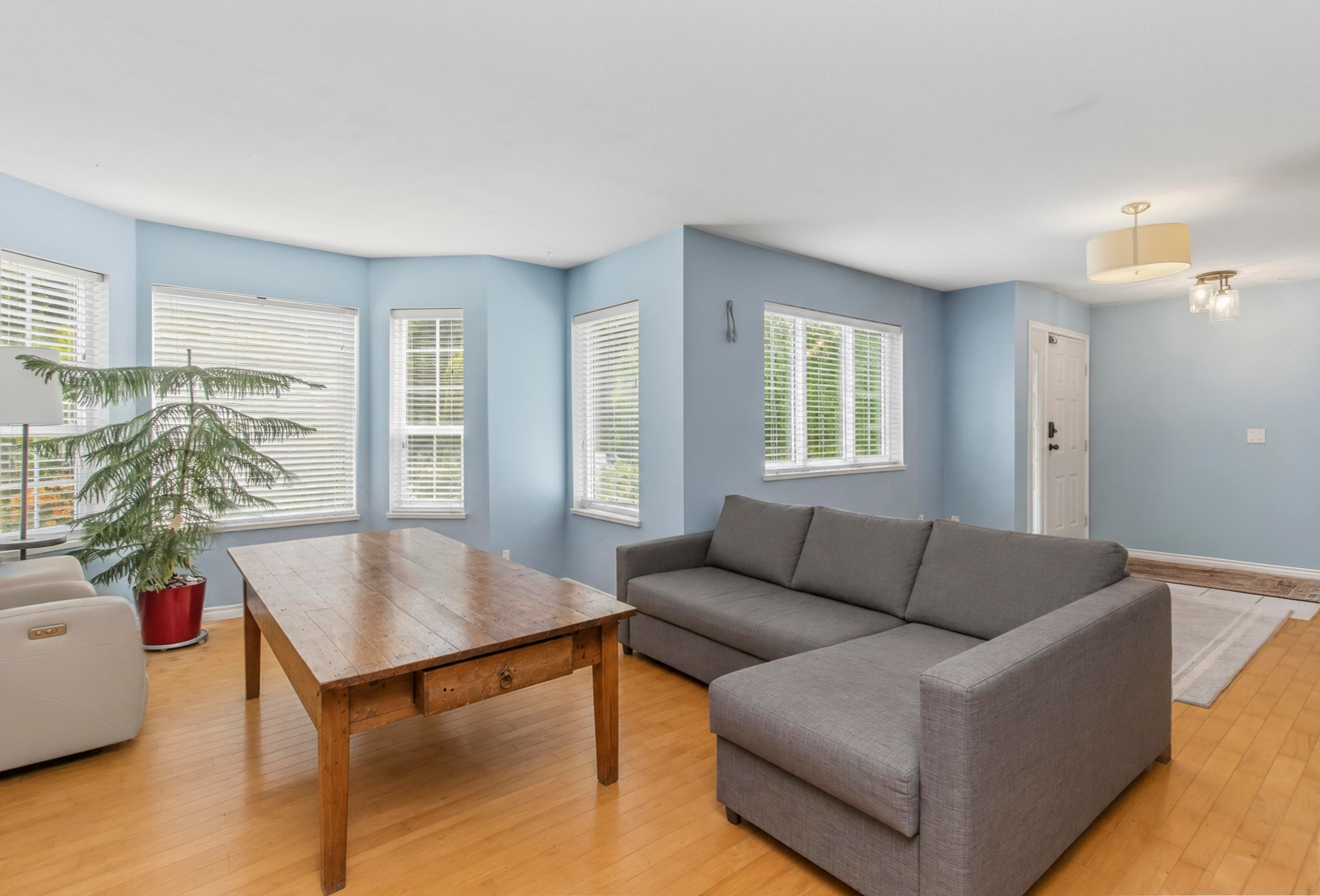 1827 Mamquam Road, Squamish, V0N 1T0 — photo 3