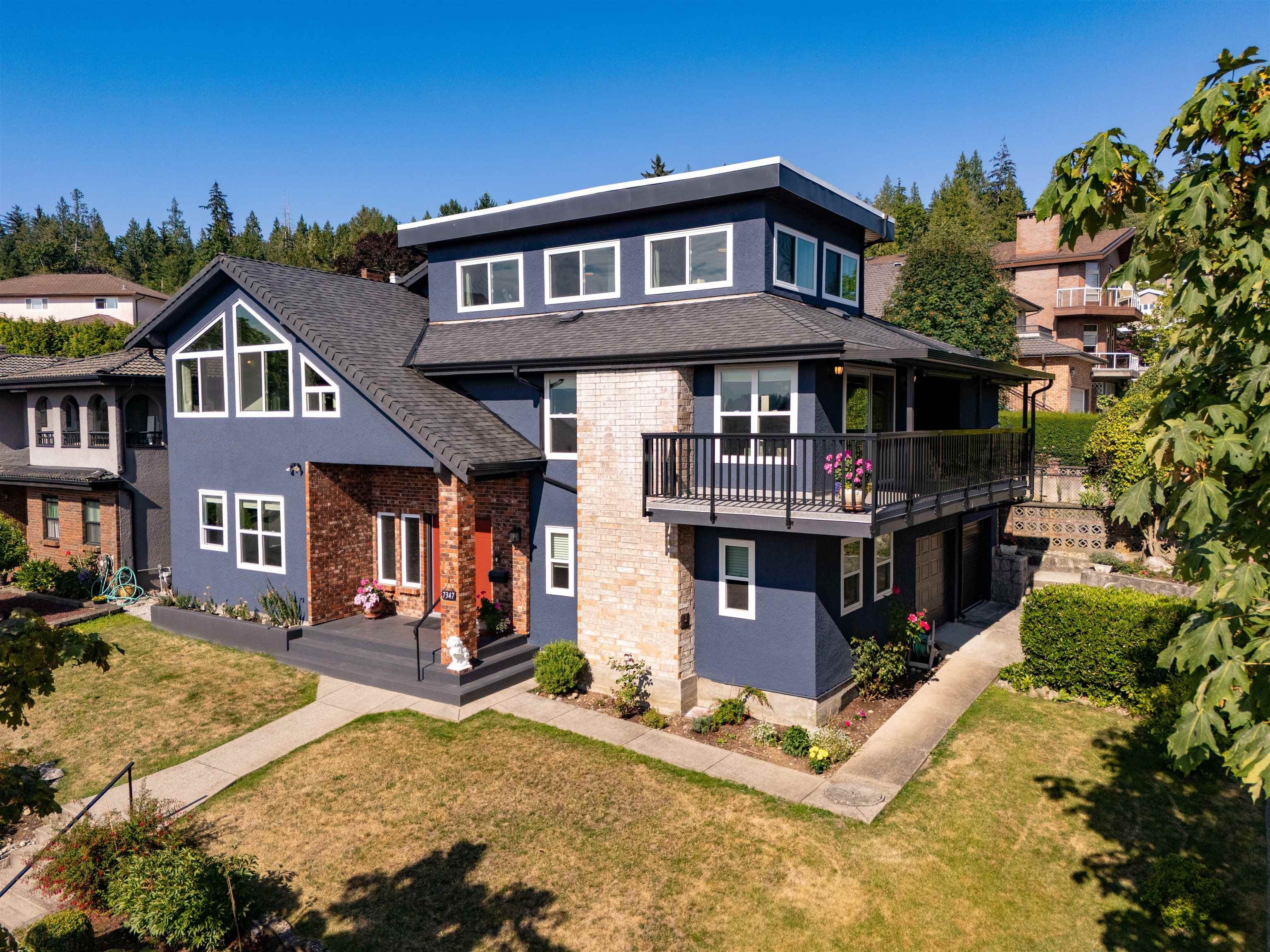 7347 Queenston Court, Burnaby, V5A 3M5 — photo 4