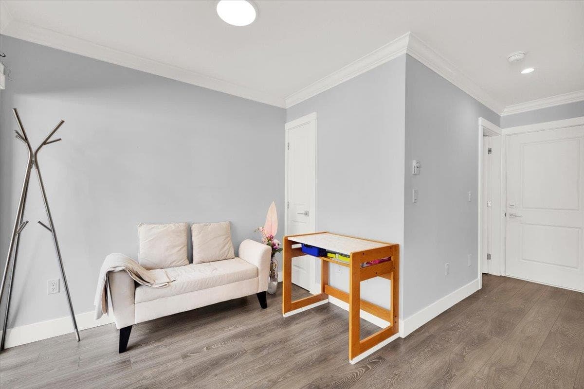 22 - 13328 96 Avenue, Surrey, V3V 1Y4 — photo 4