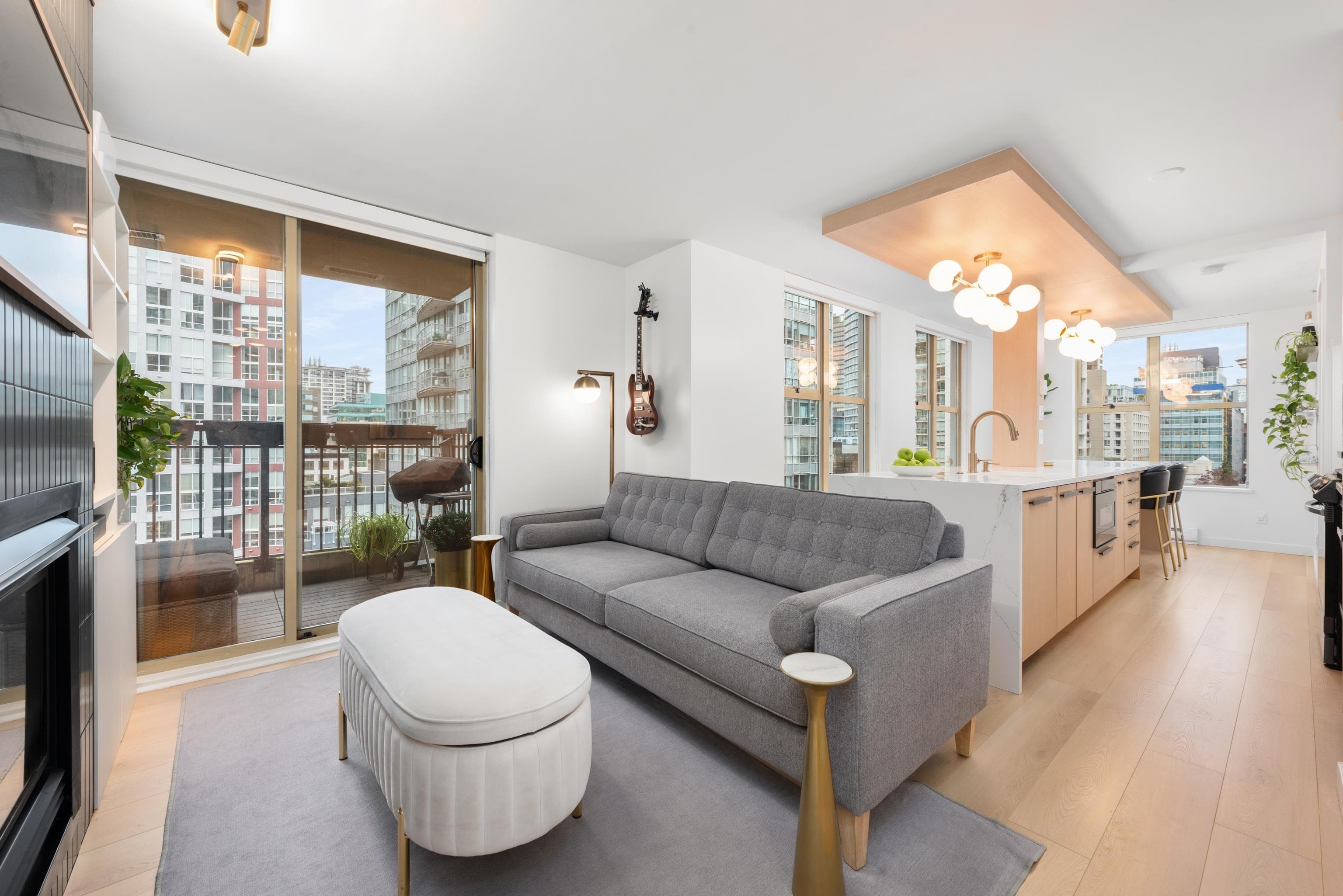 1203 - 969 Richards Street, Vancouver