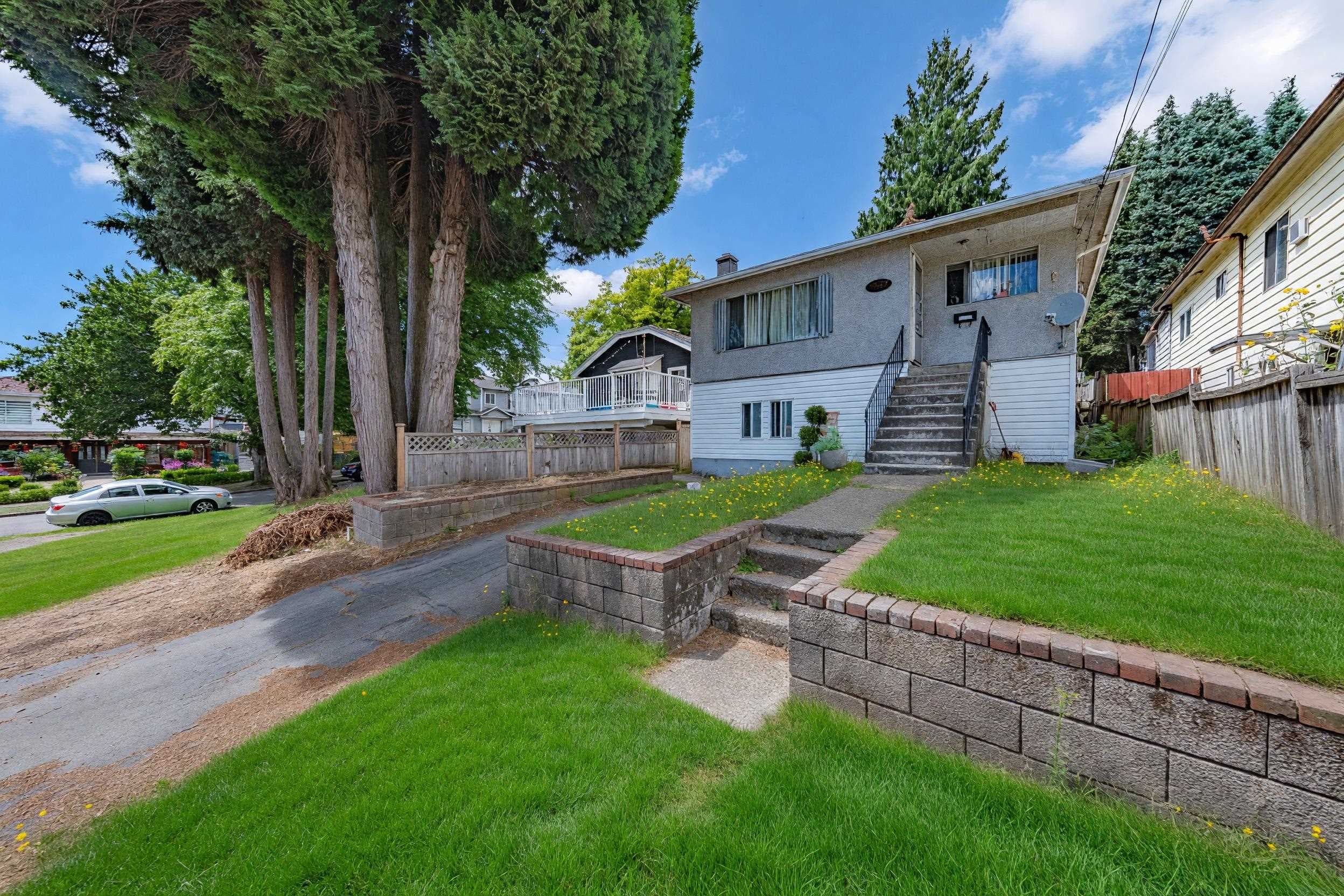 4987 Hoy Street, Vancouver