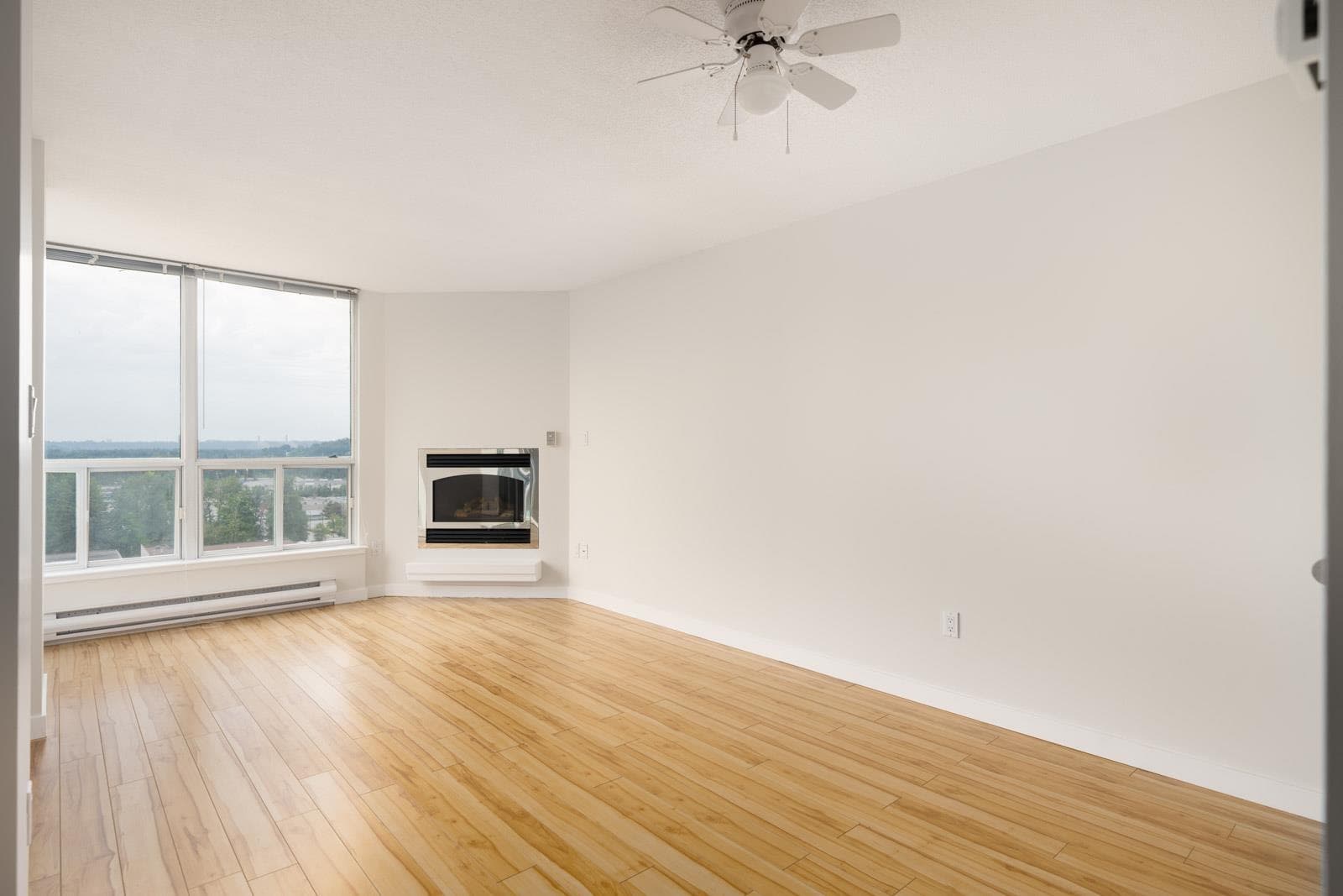 1301 - 1148 Heffley Crescent, Coquitlam, V3B 8A6 — photo 2