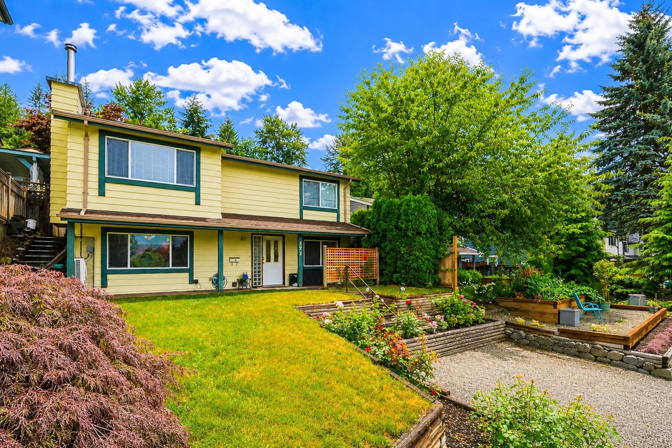 772 Appleyard Court, Port Moody, V3H 3X1 — photo 2