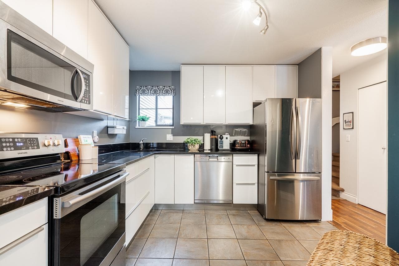 29 - 98 Begin Street, Coquitlam