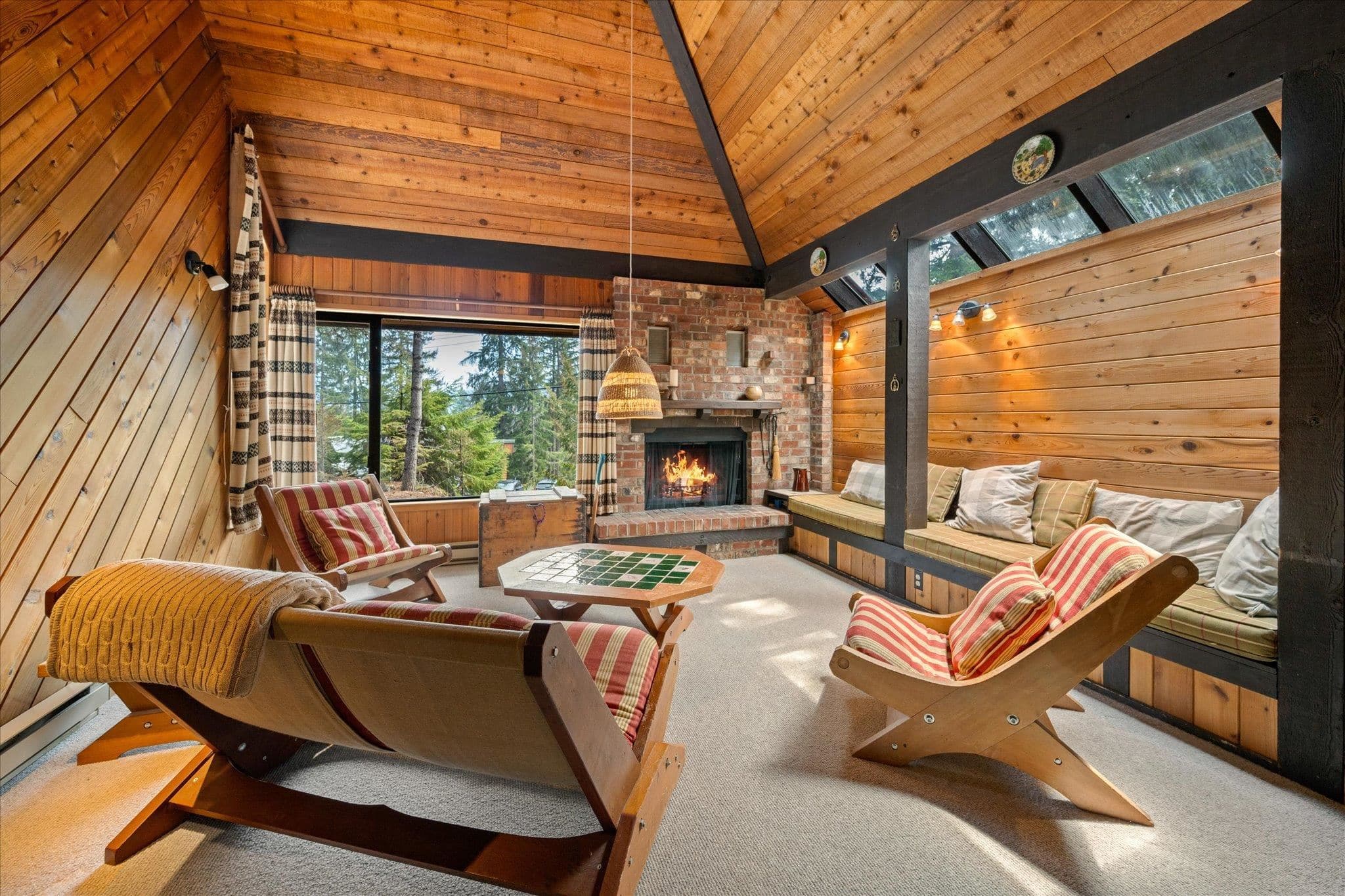 9230 Pinetree Place, Whistler, V0N 1B9 — photo 2