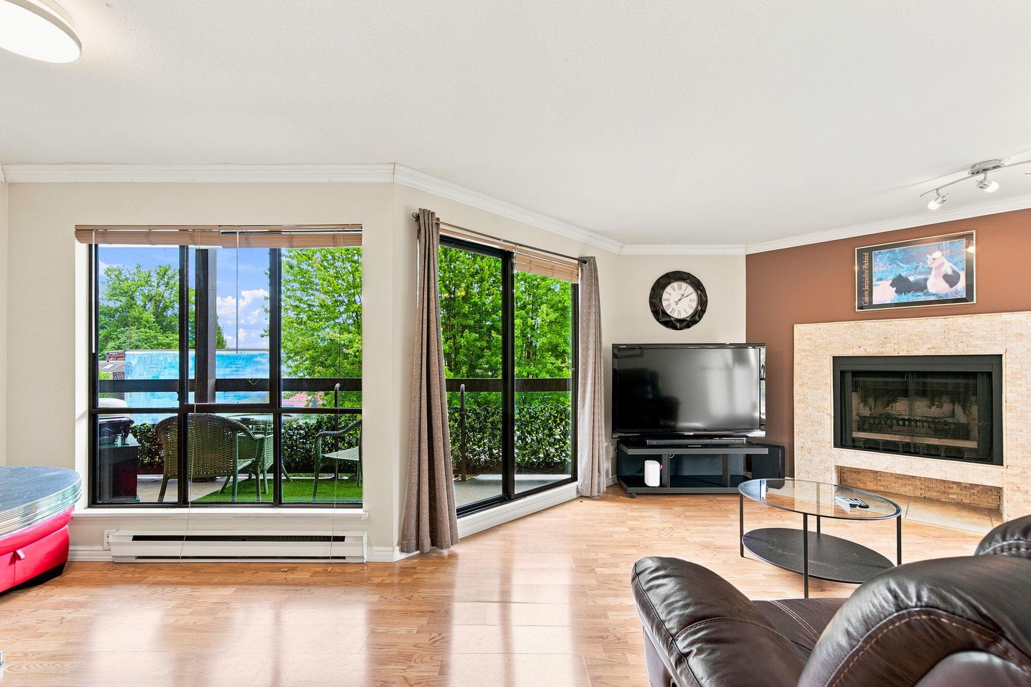 104 - 2181 Panorama Drive, North Vancouver, V7G 1V3 — photo 2