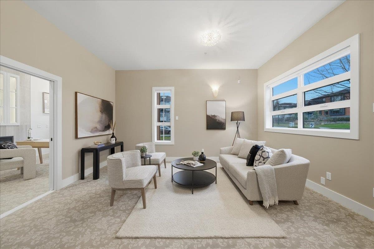 6733 Vivian Street, Vancouver