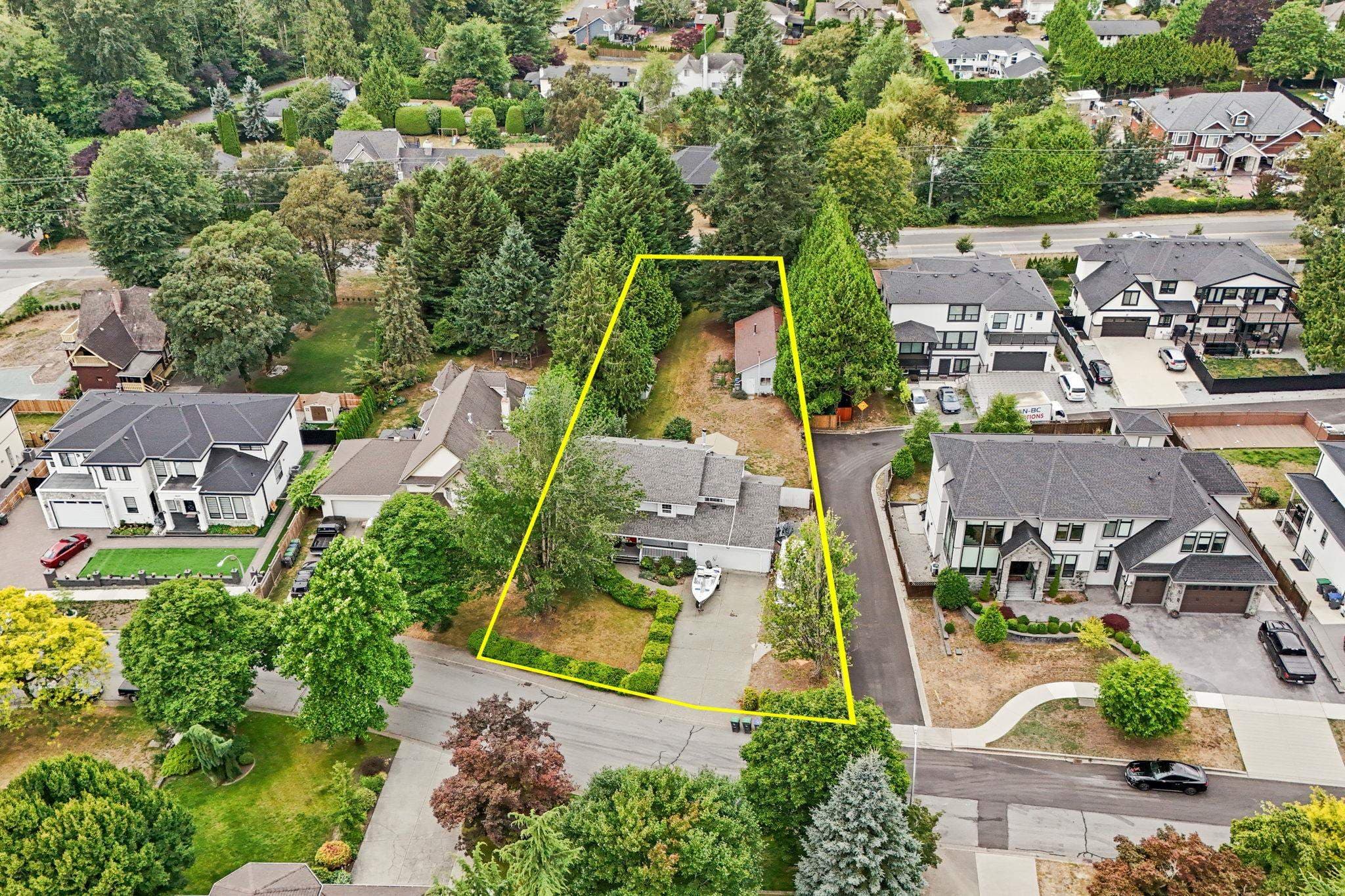 5455 184a Street, Surrey, V3S 8L4 — photo 3