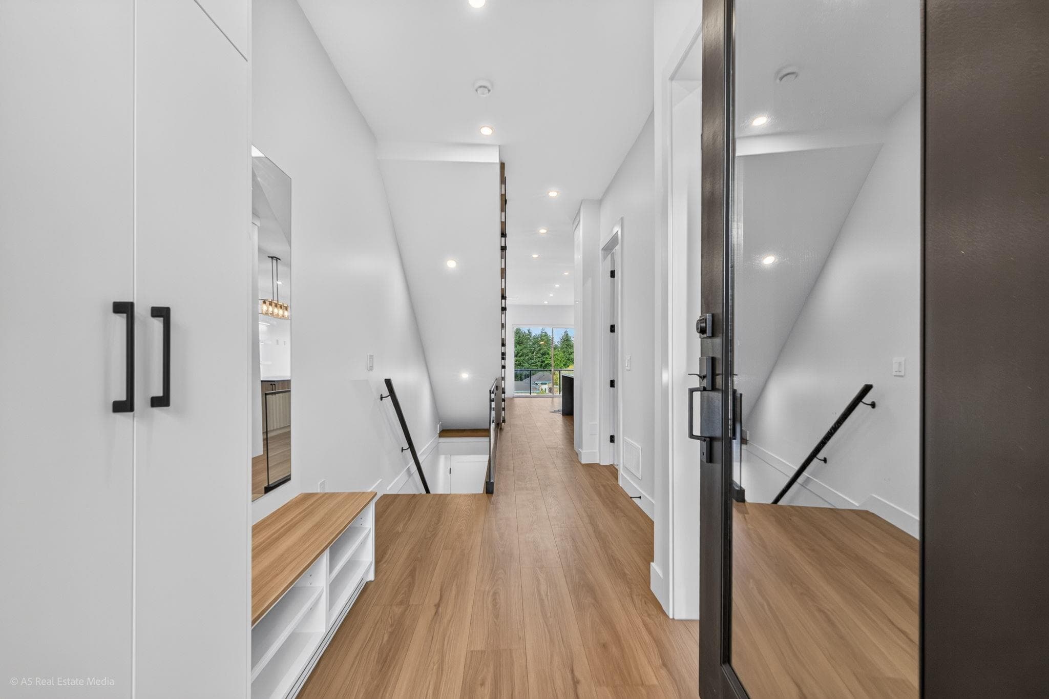 101 - 5642 144 St Street, Surrey, V3X 1A7 — photo 5