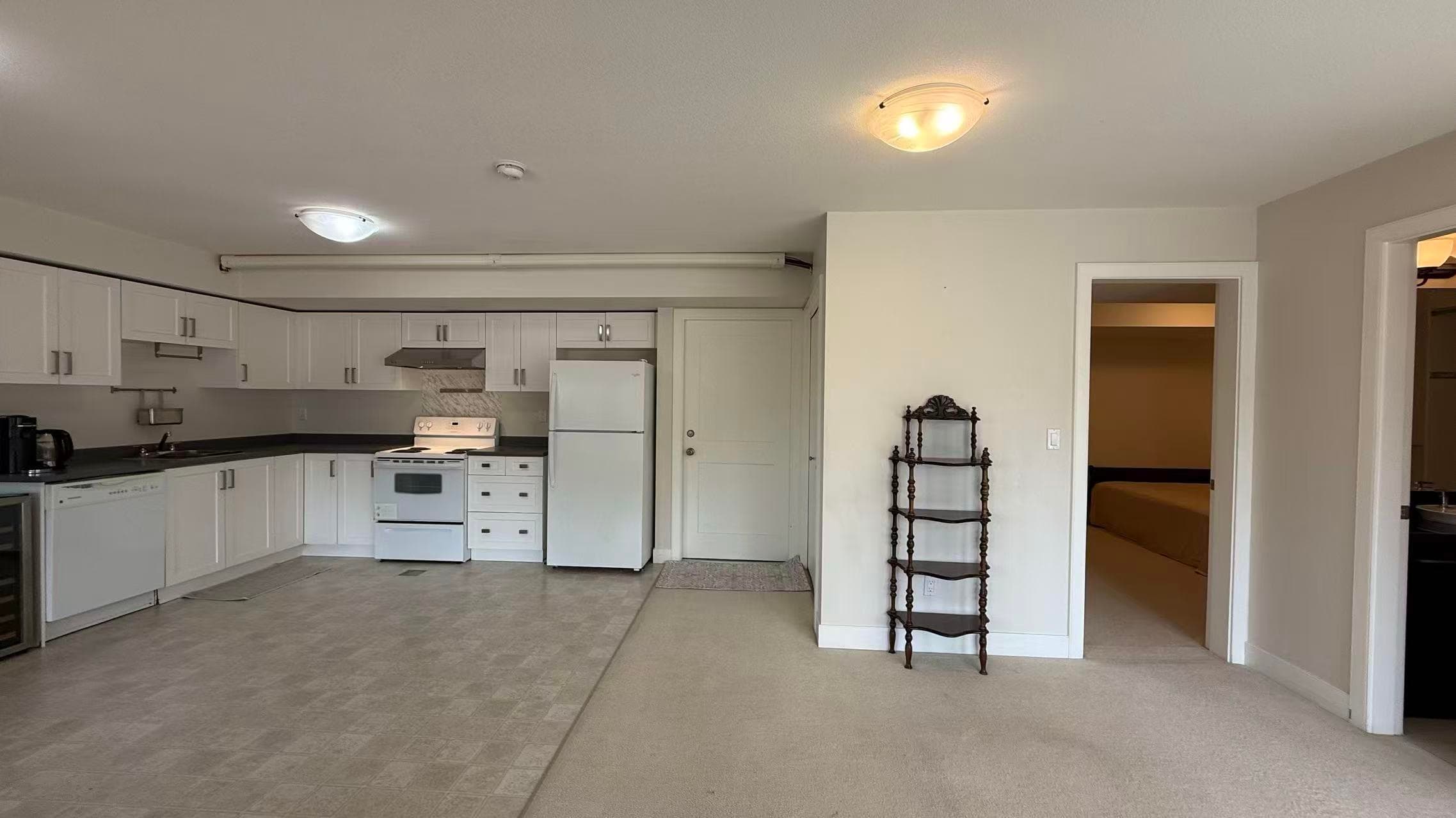 Garden Suite - 3412 Derbyshire Avenue, Coquitlam, V3E 0G3 — photo 3