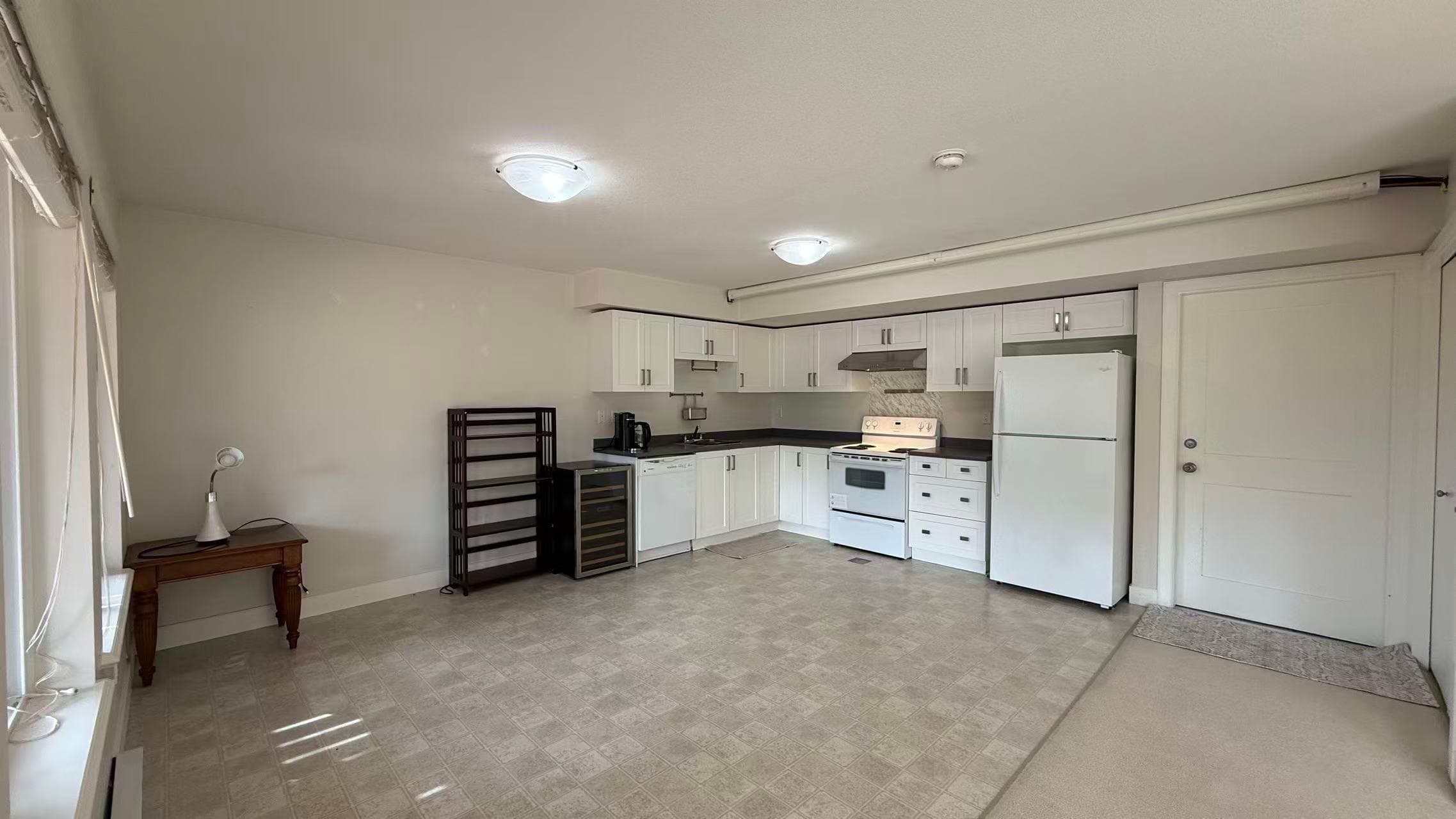 Garden Suite - 3412 Derbyshire Avenue, Coquitlam, V3E 0G3 — photo 4