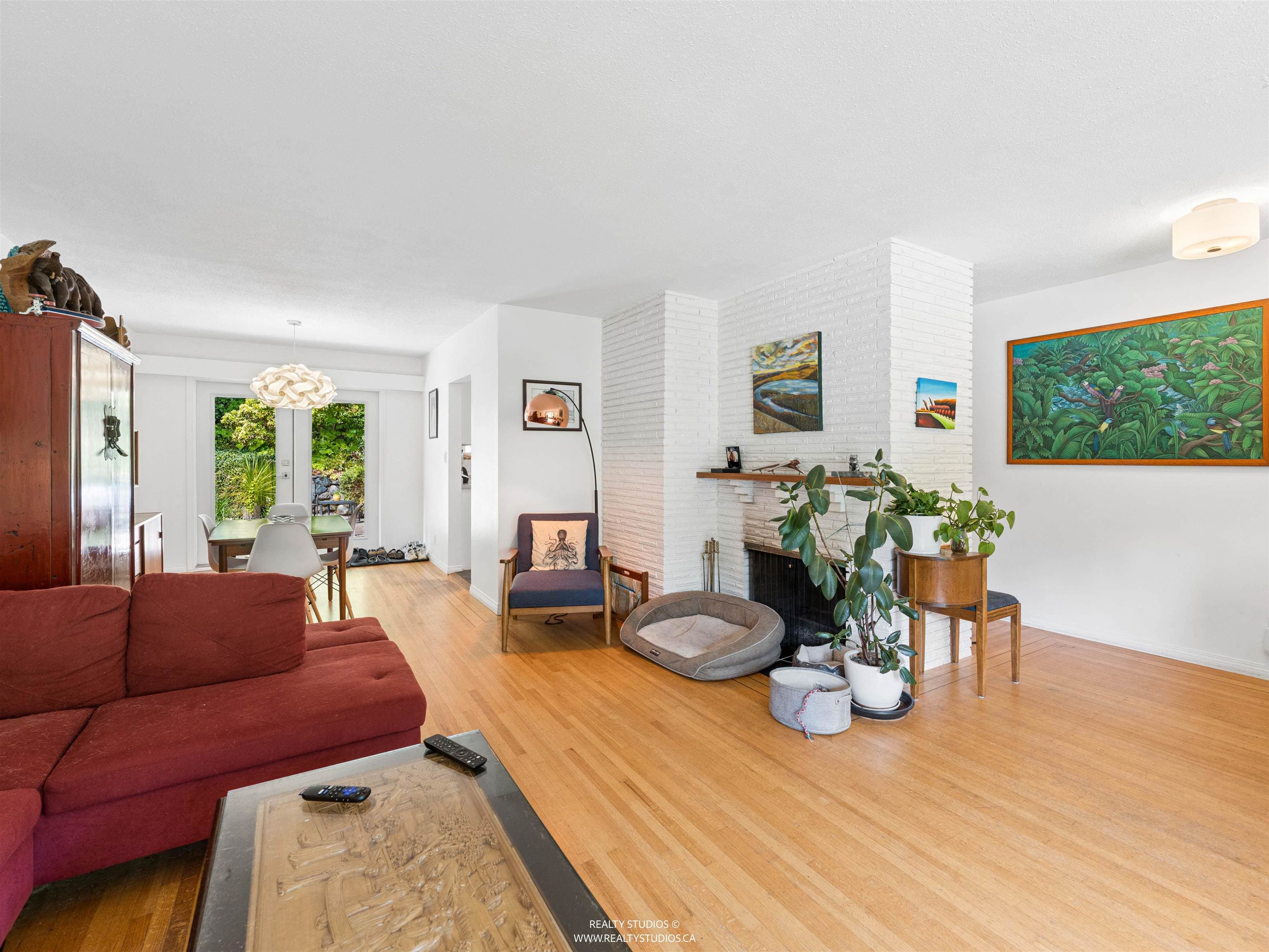 1525 Avonlynn Crescent, North Vancouver, V7J 2V2 — photo 5