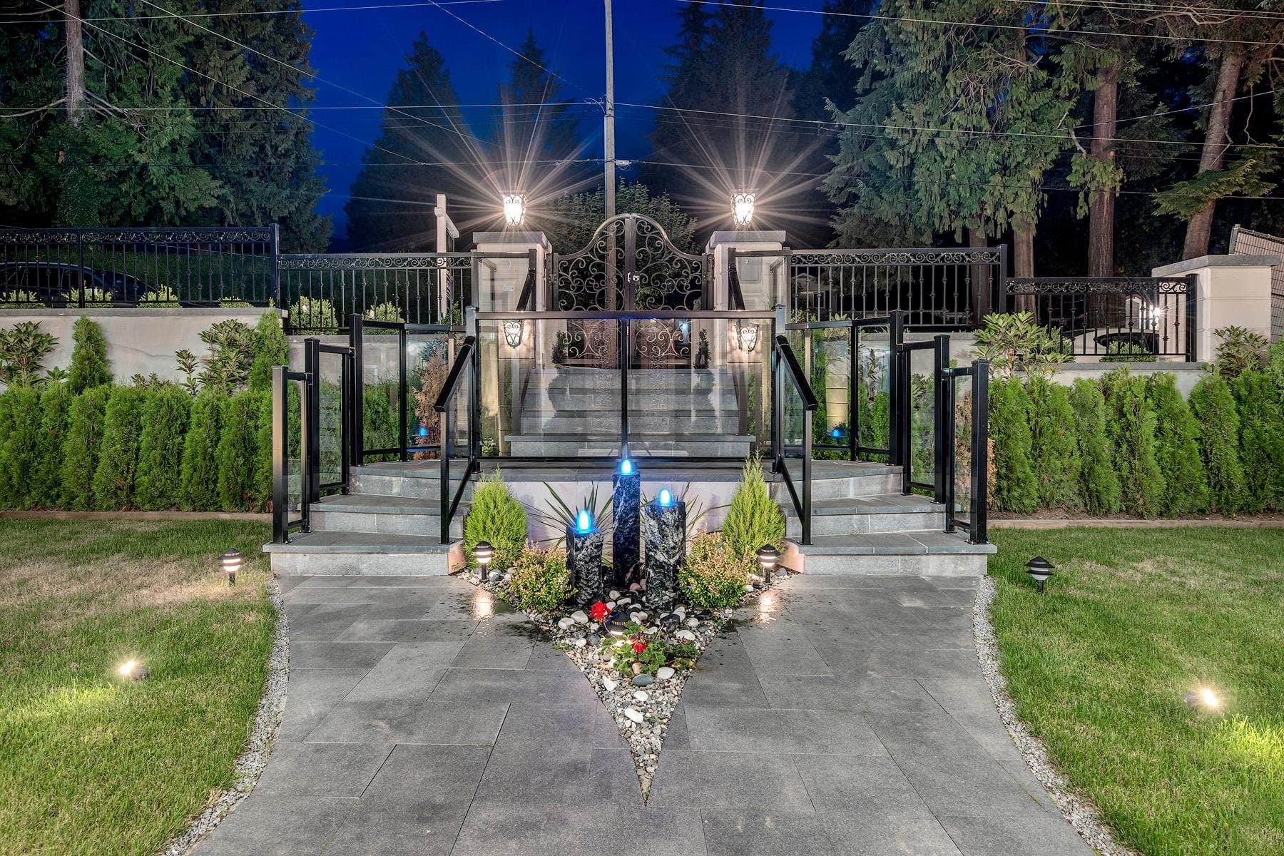 1422 Mathers Avenue, West Vancouver, V7T 2G7 — photo 2