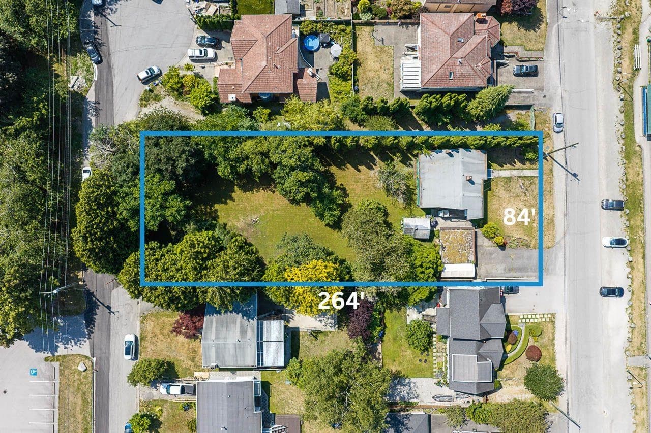 5288 Hardwick Street, Burnaby, V5G 1P9 — photo 1