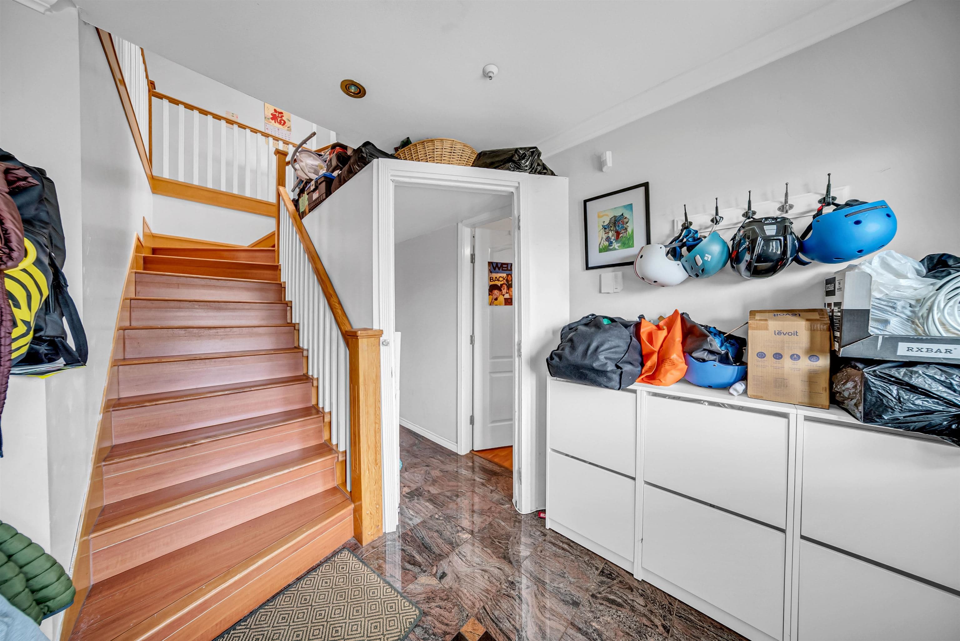 331 E 61st Avenue, Vancouver, V5X 2B5 — photo 5