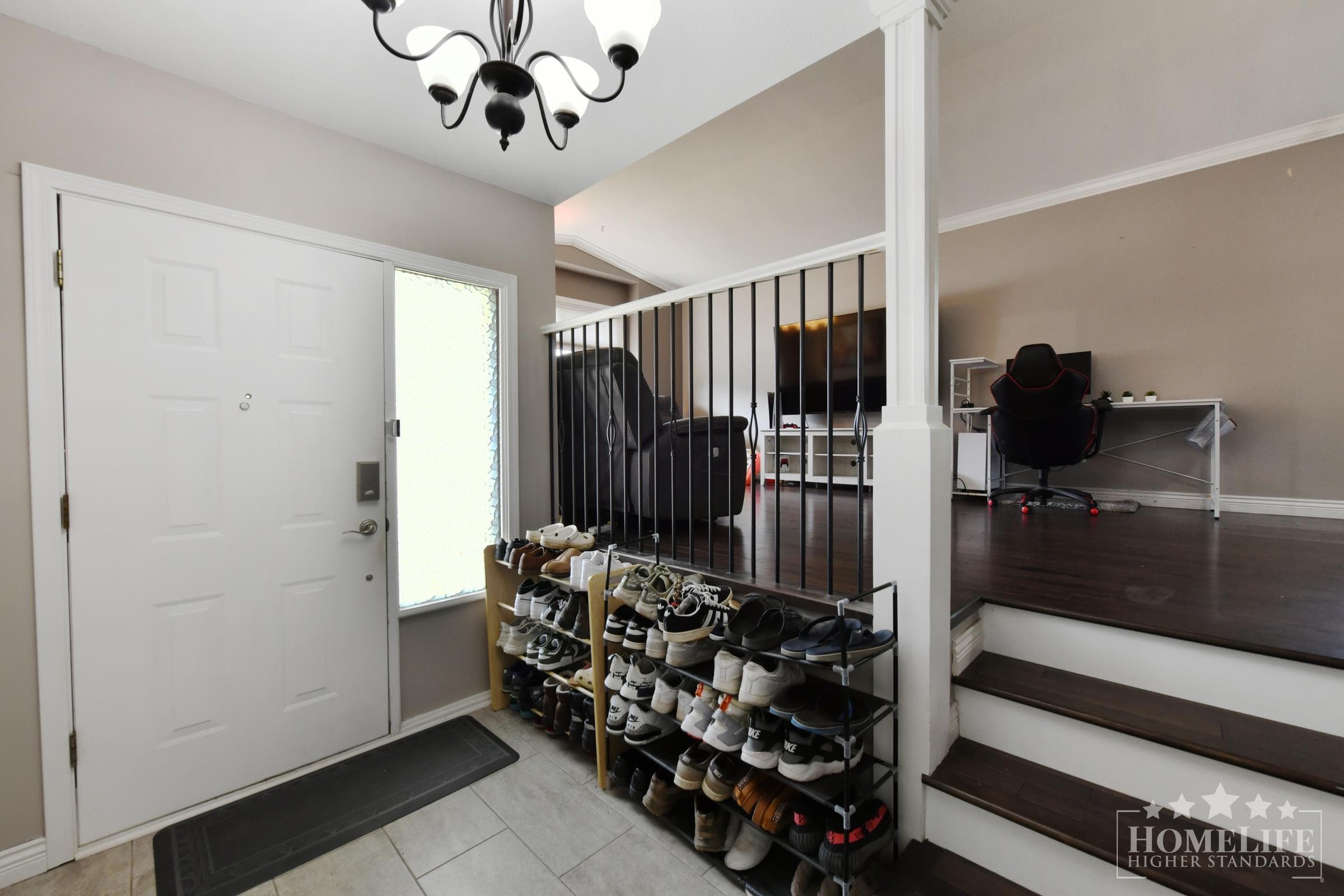 House - 45765 Thomas Road, Sardis, V2R 3N3 — photo 2