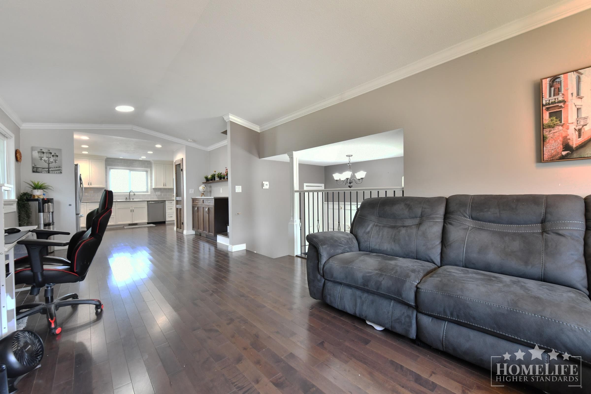 House - 45765 Thomas Road, Sardis, V2R 3N3 — photo 5