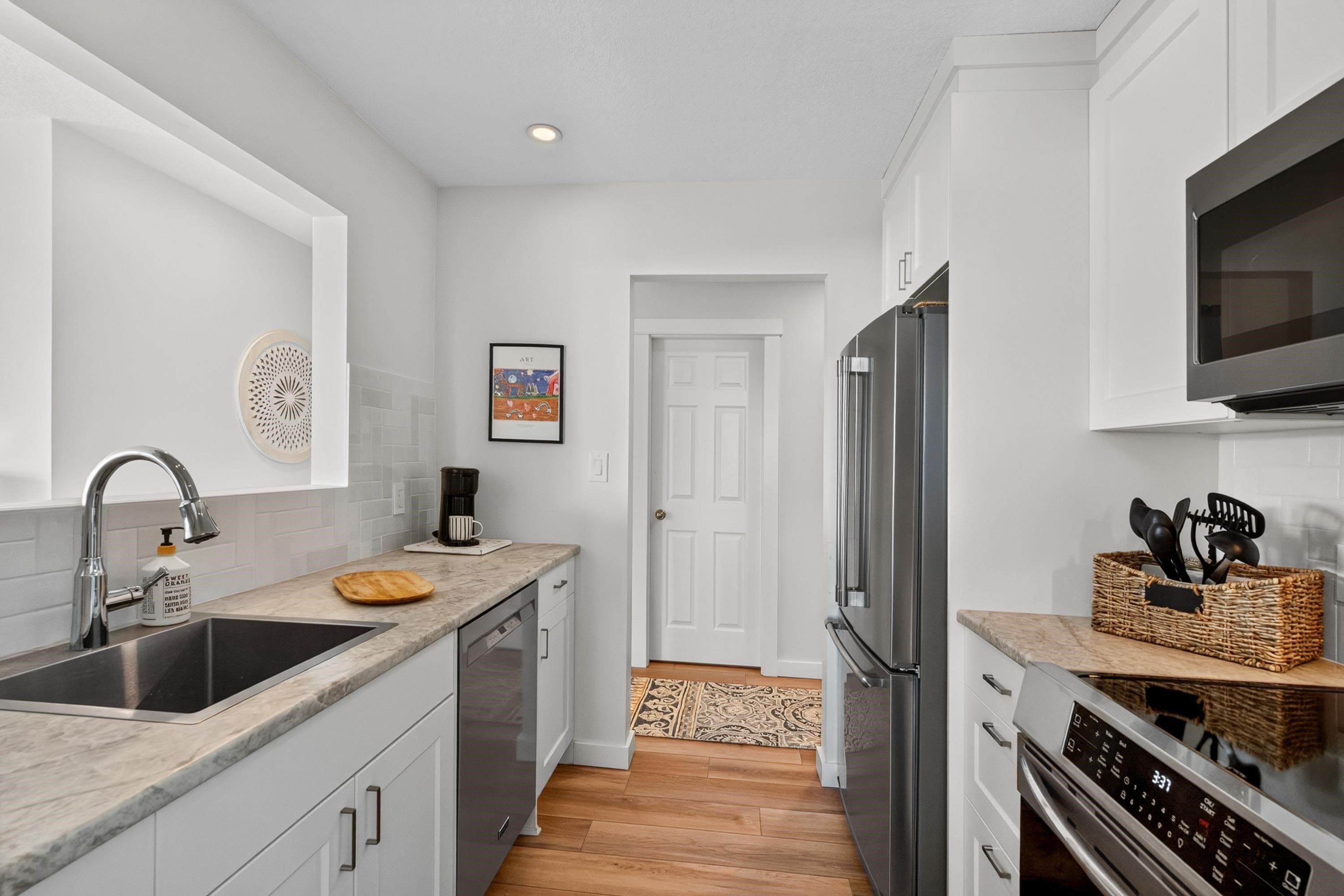 206 - 15080 Prospect Avenue, White Rock, V4B 2B7 — photo 3