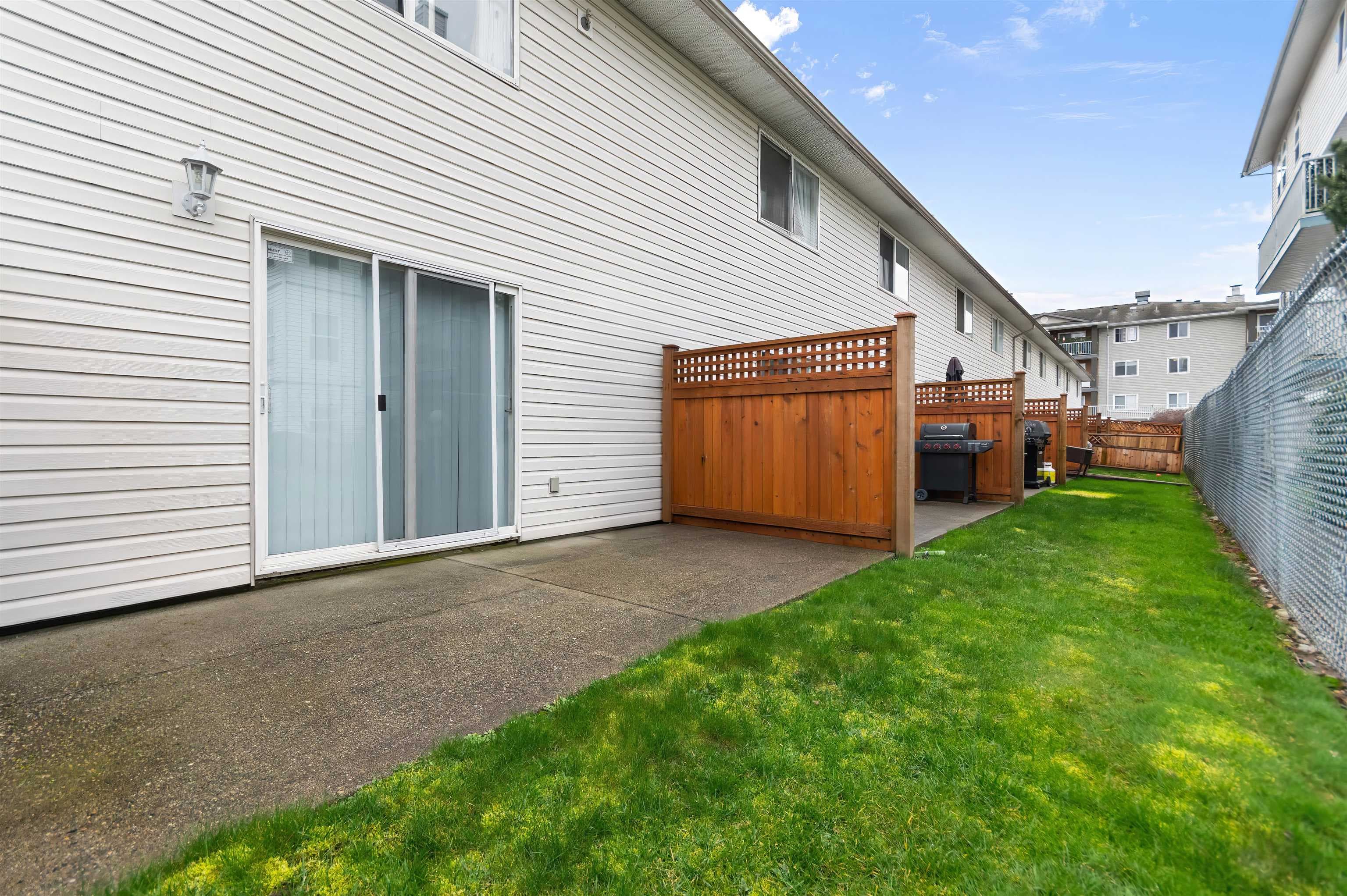1 - 9206 Corbould Street, Chilliwack, V2P 4A5 — photo 2