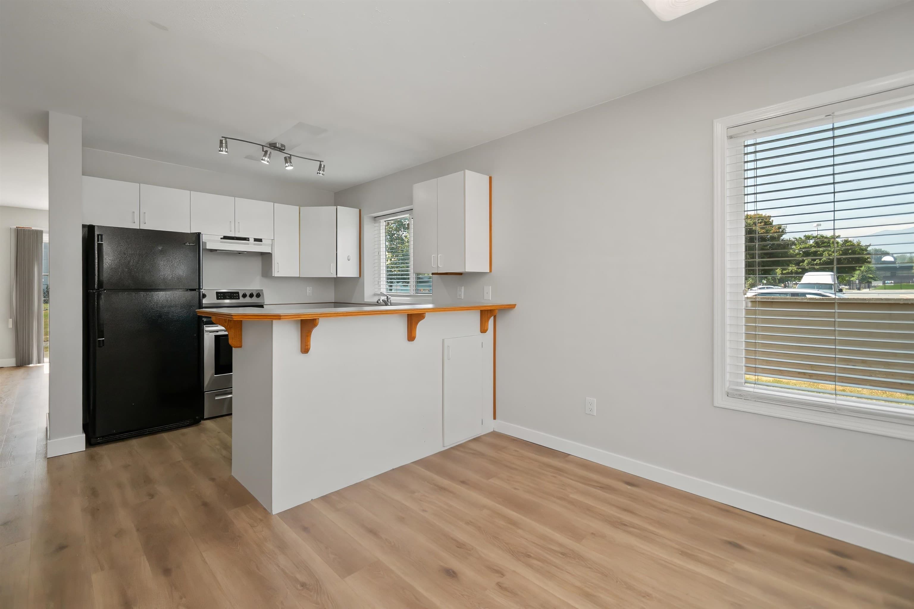 1 - 9206 Corbould Street, Chilliwack, V2P 4A5 — photo 3