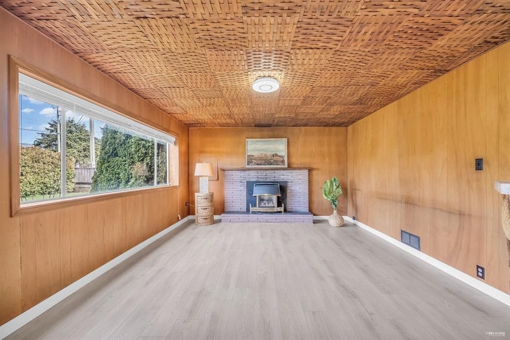 8620 Camden Cresent, Richmond, V7C 3G4 — photo 4