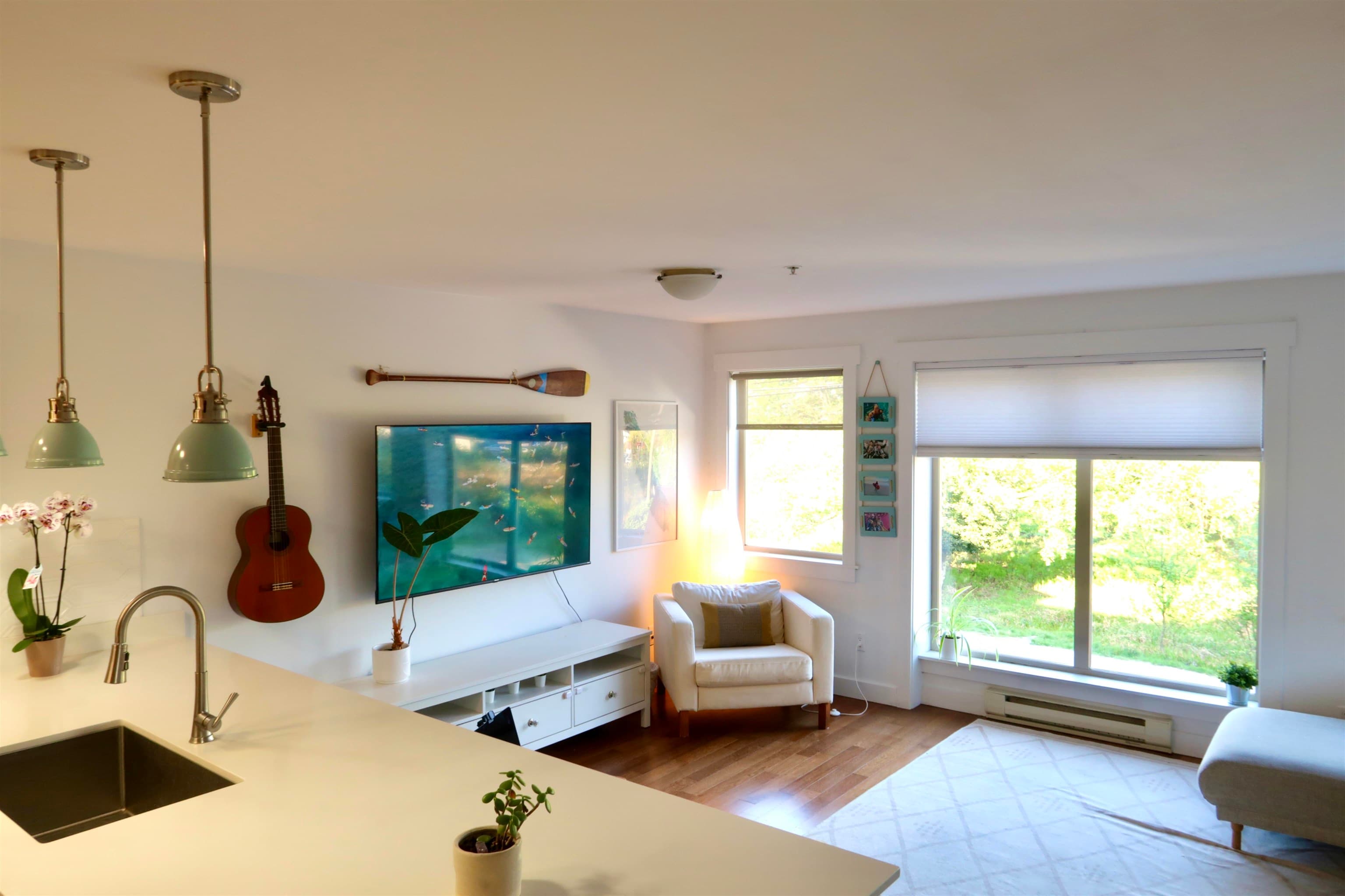 201 - 414 Gower Point Road, Gibsons, V0N 1V0 — photo 5