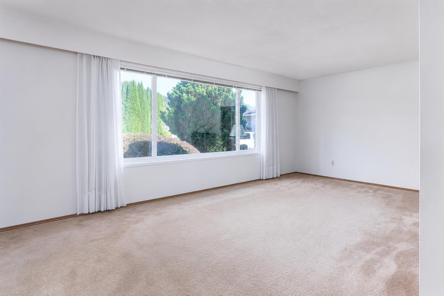 9835 Angus Drive, Chilliwack, V2P 6A8 — photo 2