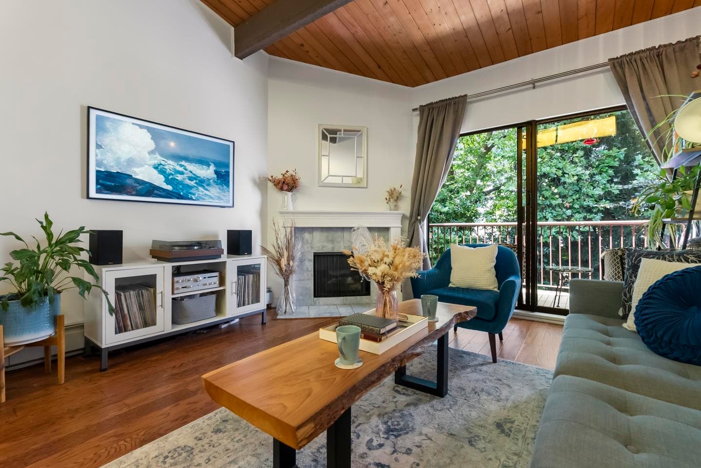 311 - 9101 Horne Street, Burnaby, V3N 4M3 — photo 1
