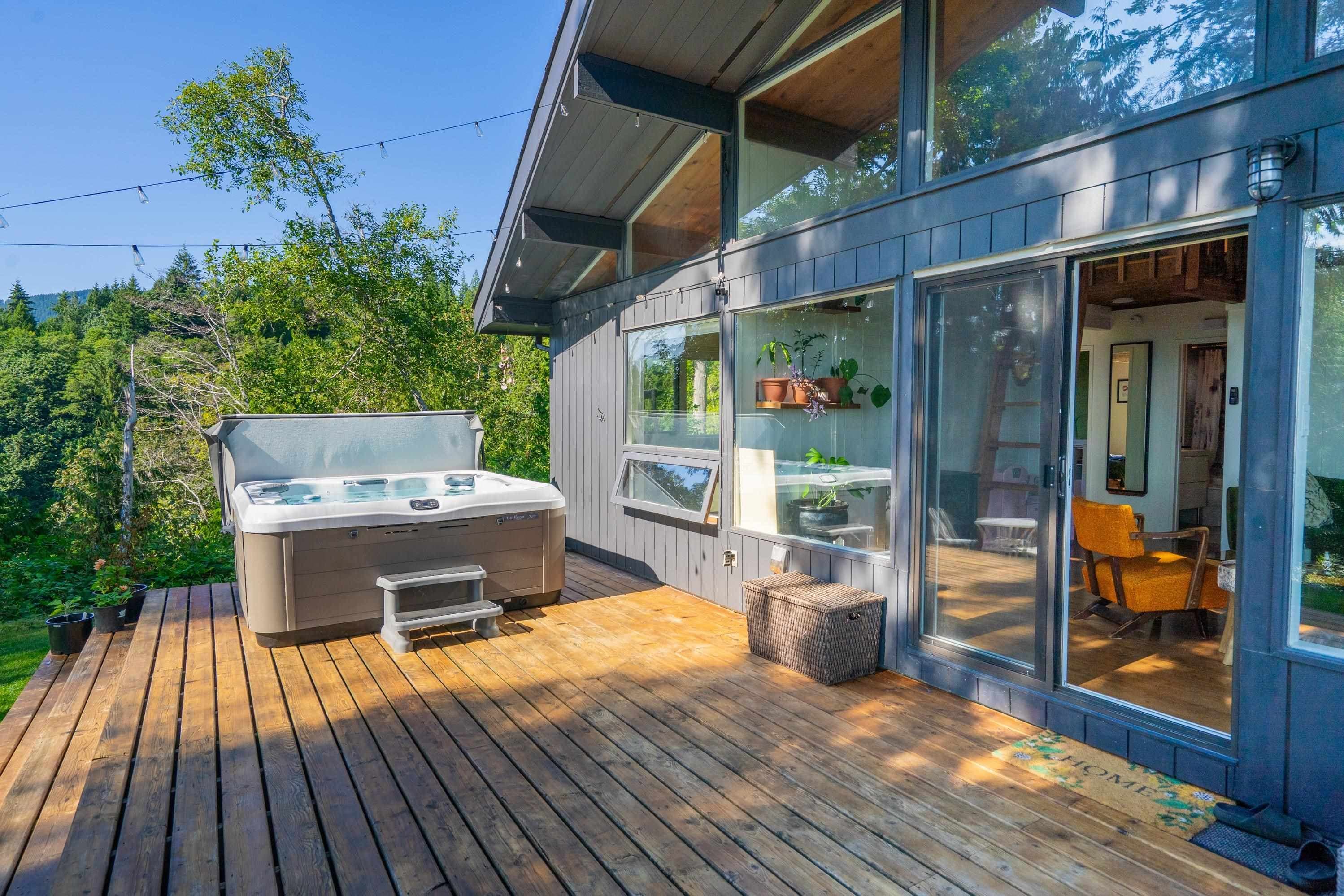 1440 Velvet Road, Gibsons, V0N 1V5 — photo 1