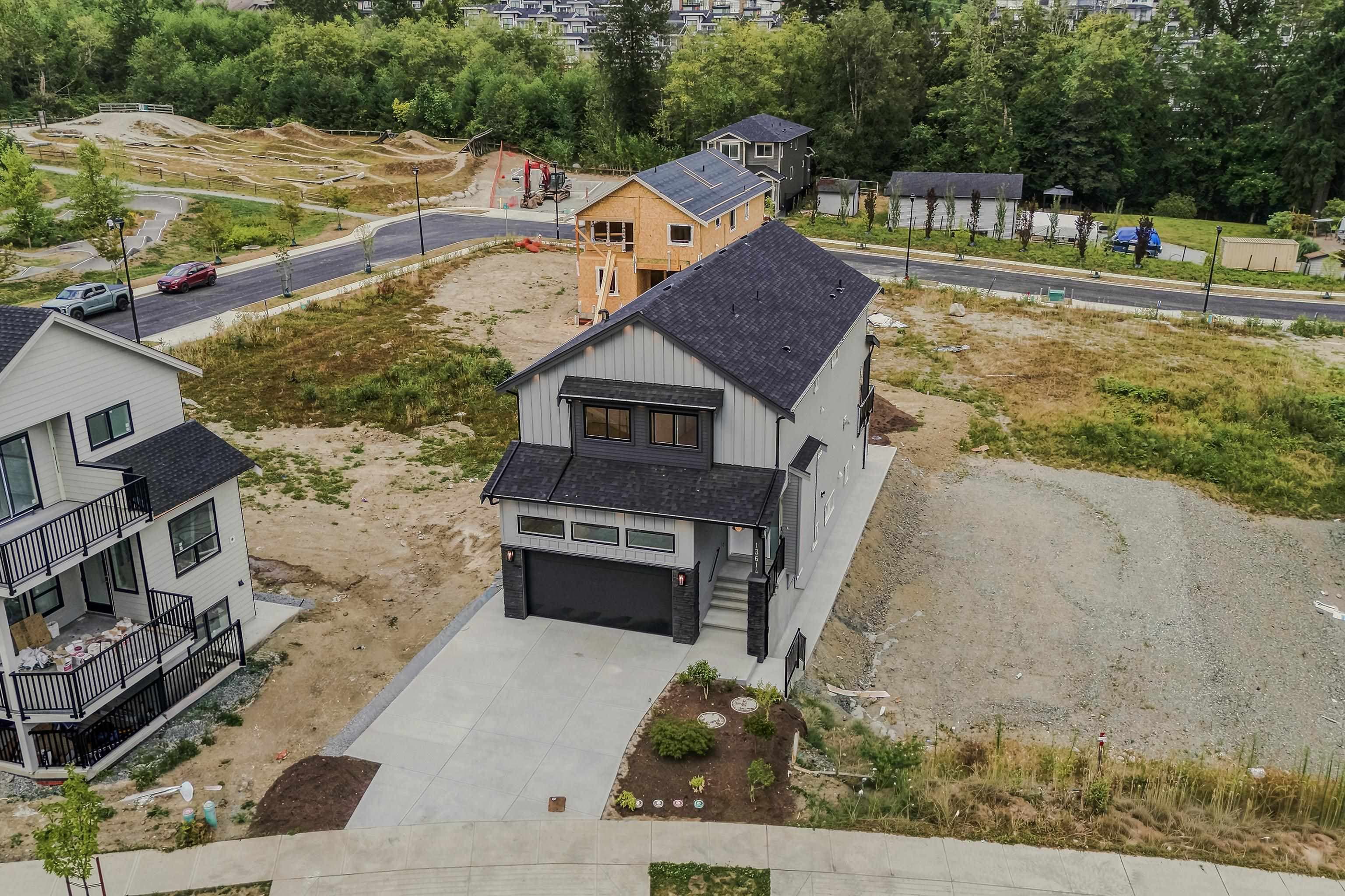 13614 230a Street, Maple Ridge, V4R 0G4 — photo 3