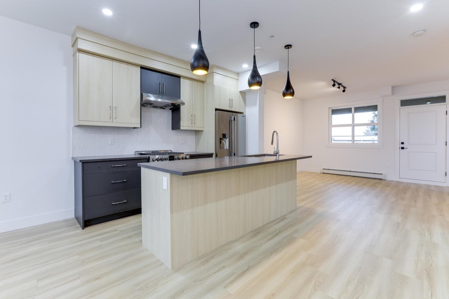 7 - 46376 Yale Road, Chilliwack, V2P 0K9 — photo 3