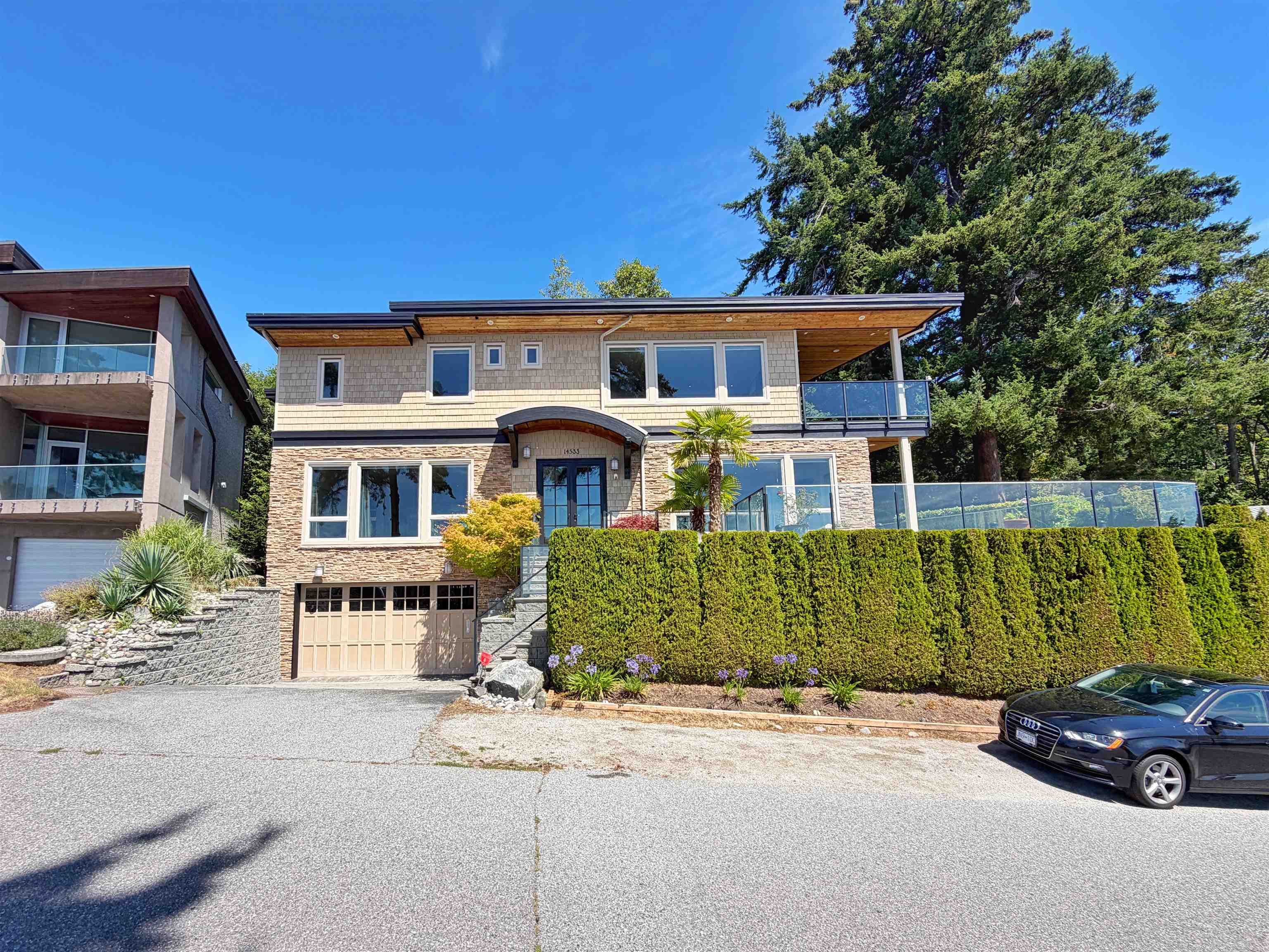 14533 Magdalen Avenue, White Rock