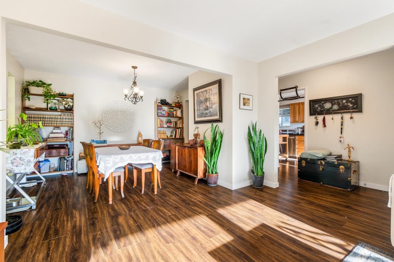 13257 14a Avenue, Surrey, V4A 1J2 — photo 3
