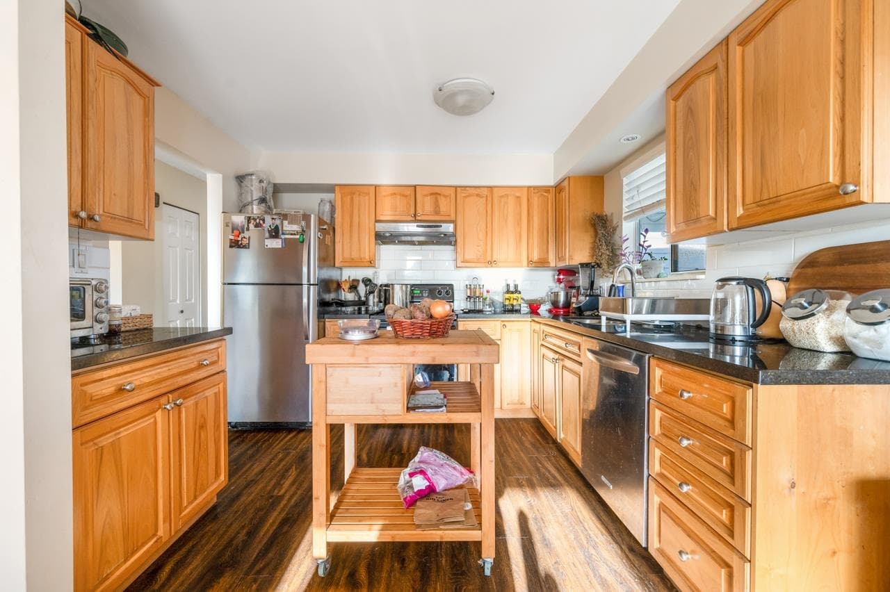 13257 14a Avenue, Surrey, V4A 1J2 — photo 4