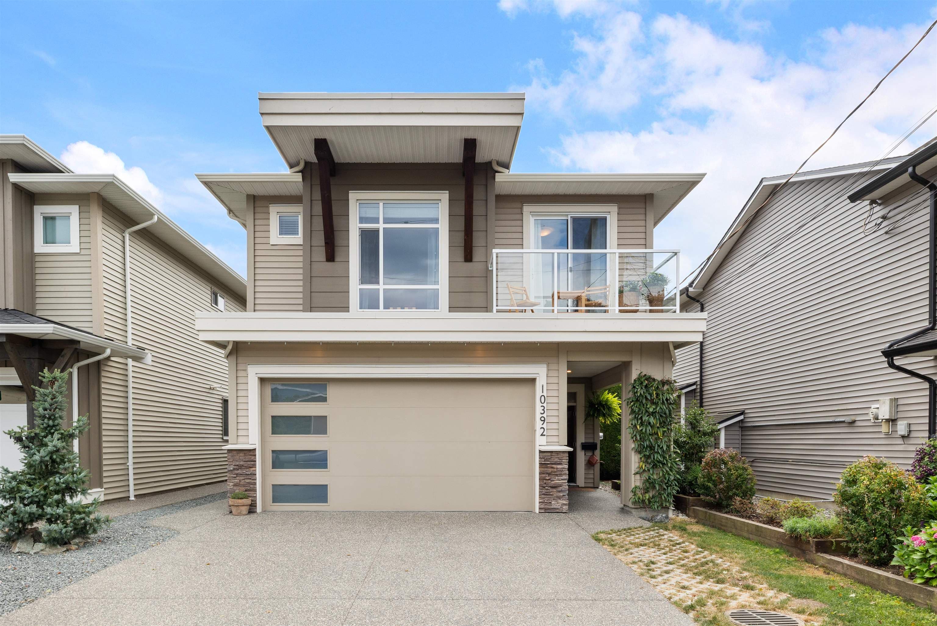 10392 Wedgewood Drive, Chilliwack, V2P 6B9 — photo 1