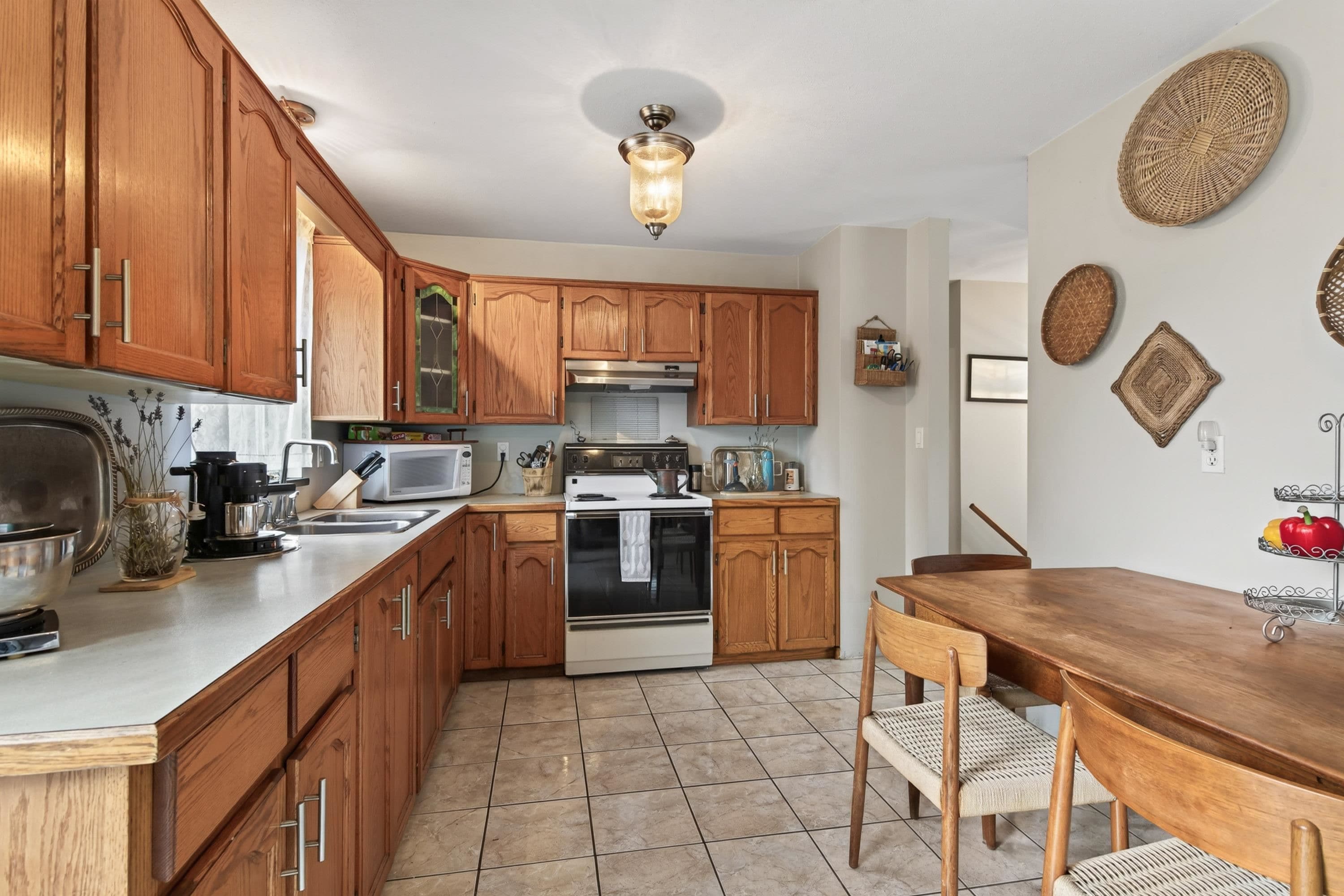 33598 8 Avenue, Mission, V2V 2H7 — photo 4