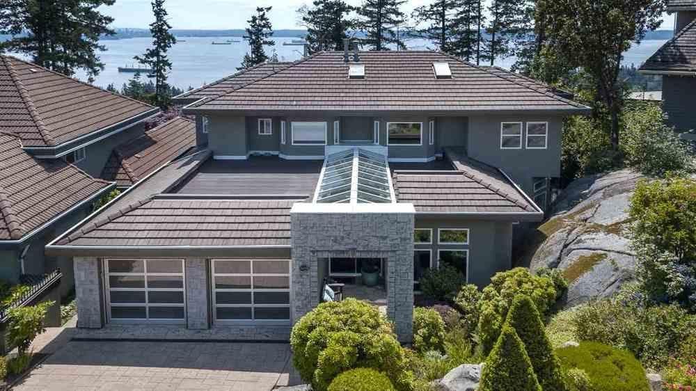 5418 West Vista Court, West Vancouver, V7W 3G8 — photo 2
