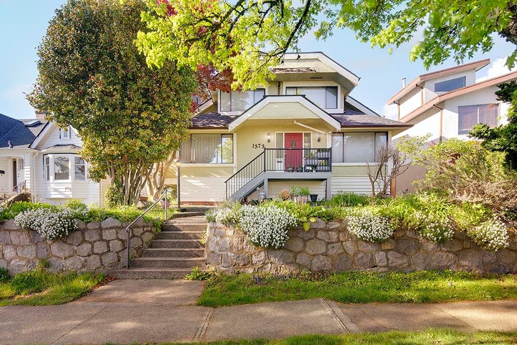 1373 W 64th Avenue, Vancouver, V6P 2N3 — photo 1