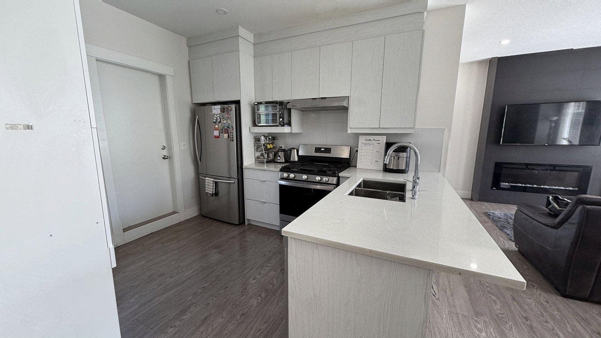 4 - 8033 166b Street, Surrey, V4N 0G7 — photo 3