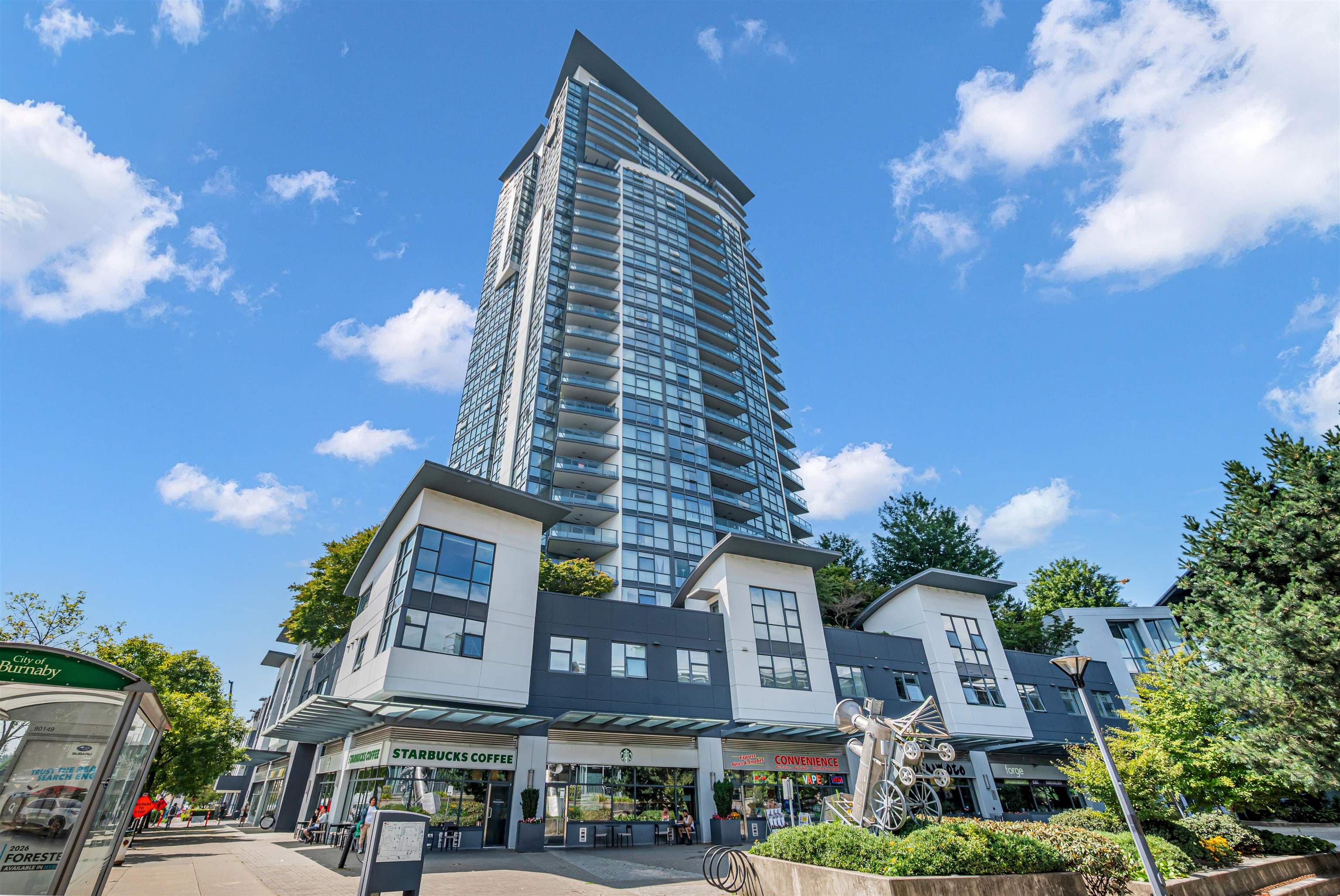 501 - 2225 Holdom Avenue, Burnaby, V5B 0A1 — photo 2