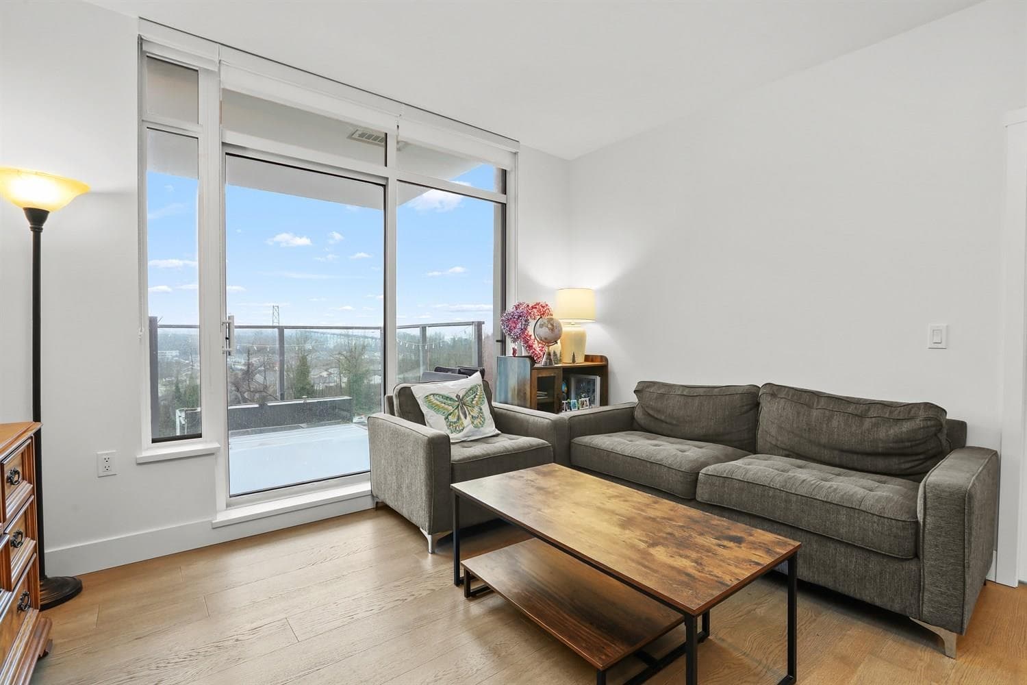 704 - 1675 Lions Gate Lane, North Vancouver, V7P 3B4 — photo 3