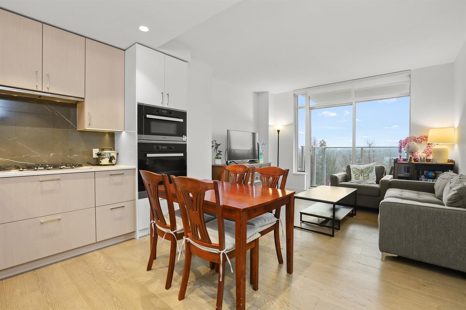 704 - 1675 Lions Gate Lane, North Vancouver, V7P 3B4 — photo 5