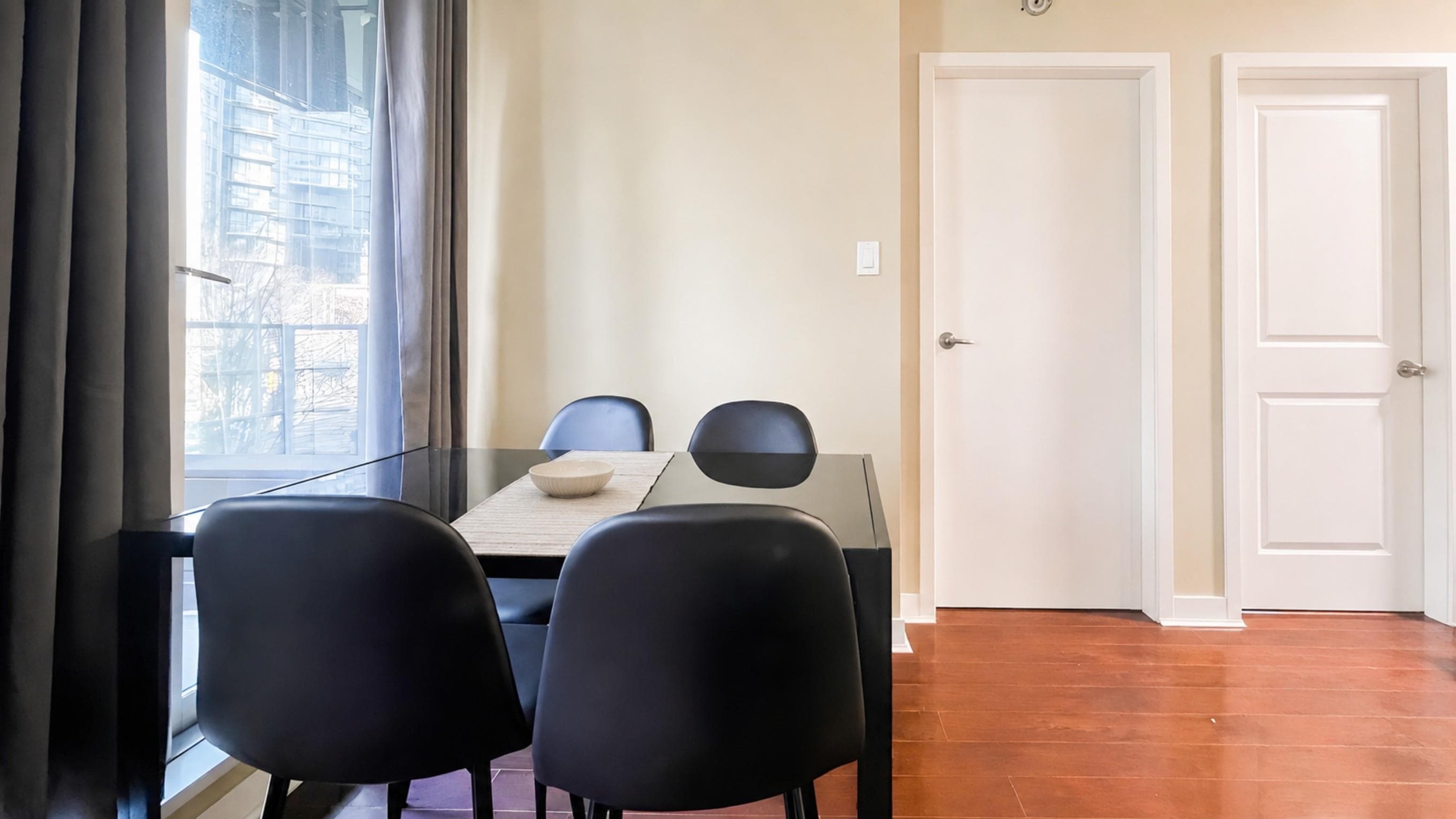 307 - 1438 Richards Street, Vancouver, V6Z 3B8 — photo 5